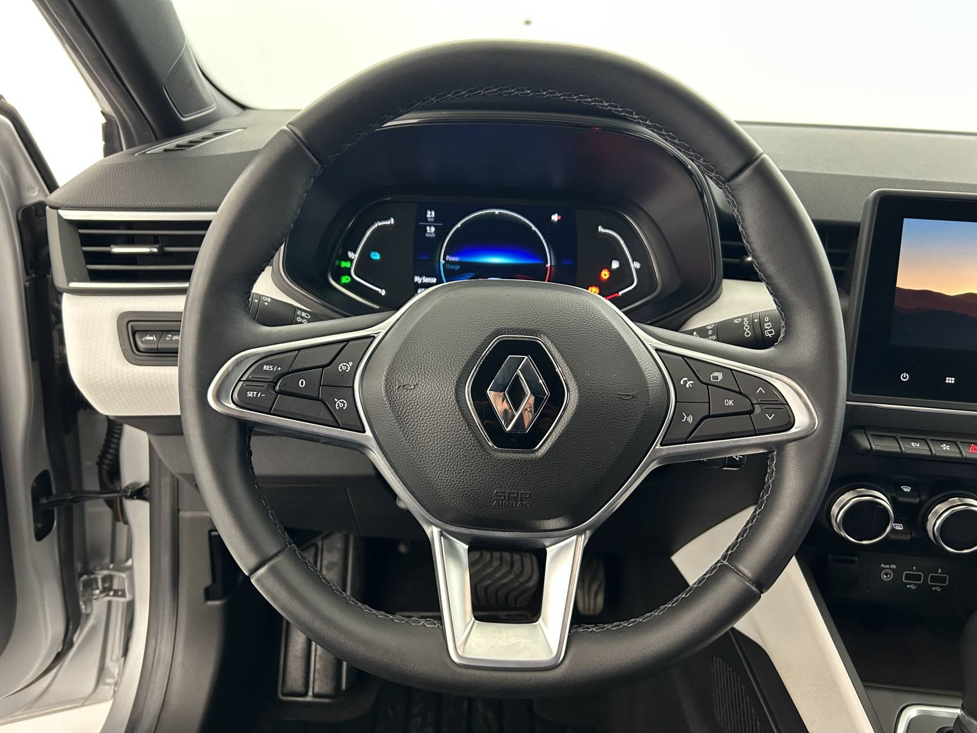 Vente en ligne Renault Clio 5 Clio E-Tech 140 - 21N au prix de 16 500 €