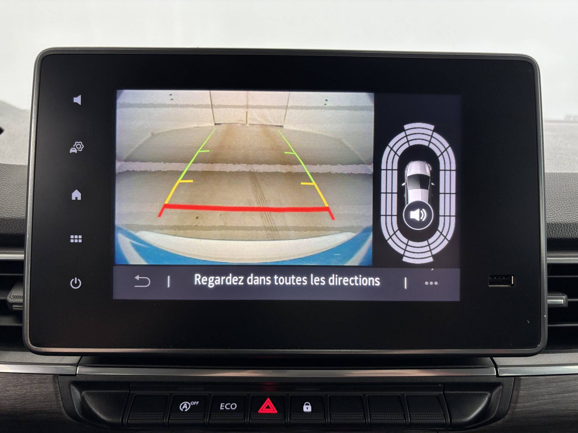 Vente en ligne Renault Kangoo  Blue dCi 95 au prix de 23 890 €