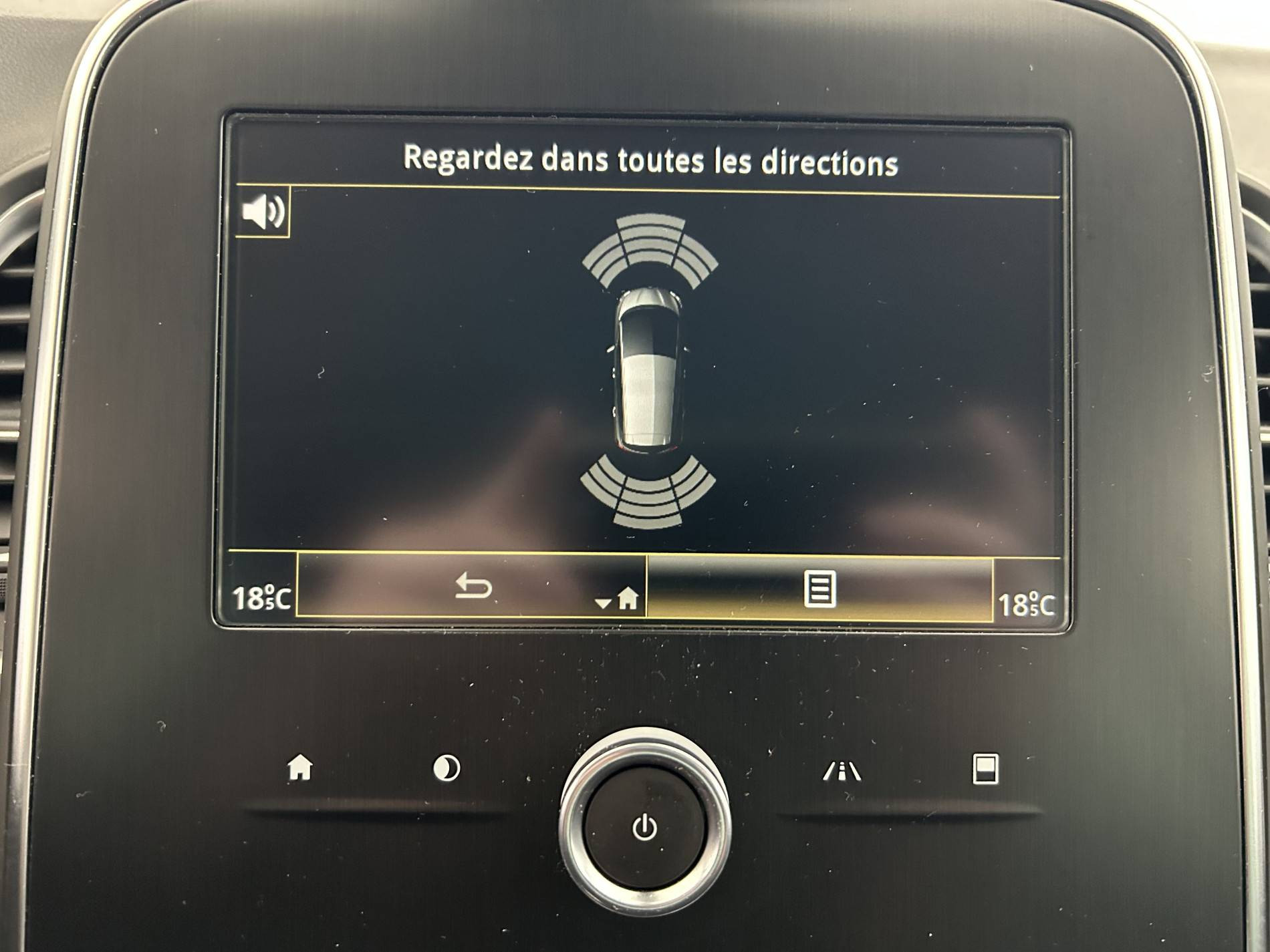Vente en ligne Renault Scenic 4 Scenic TCe 115 FAP - 21 au prix de 14 790 €