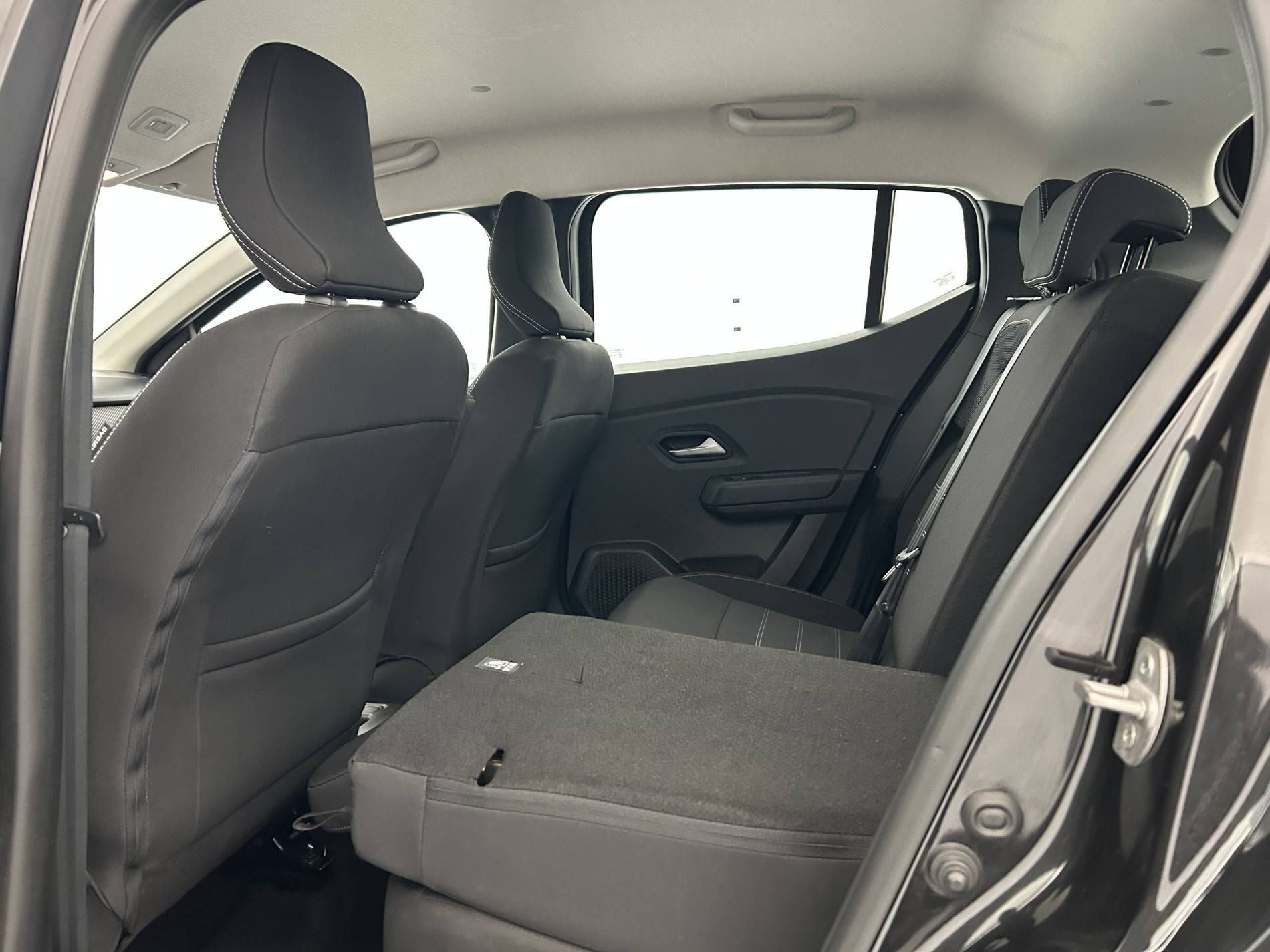 Vente en ligne Dacia Sandero  ECO-G 100 GSR2 au prix de 16 390 €
