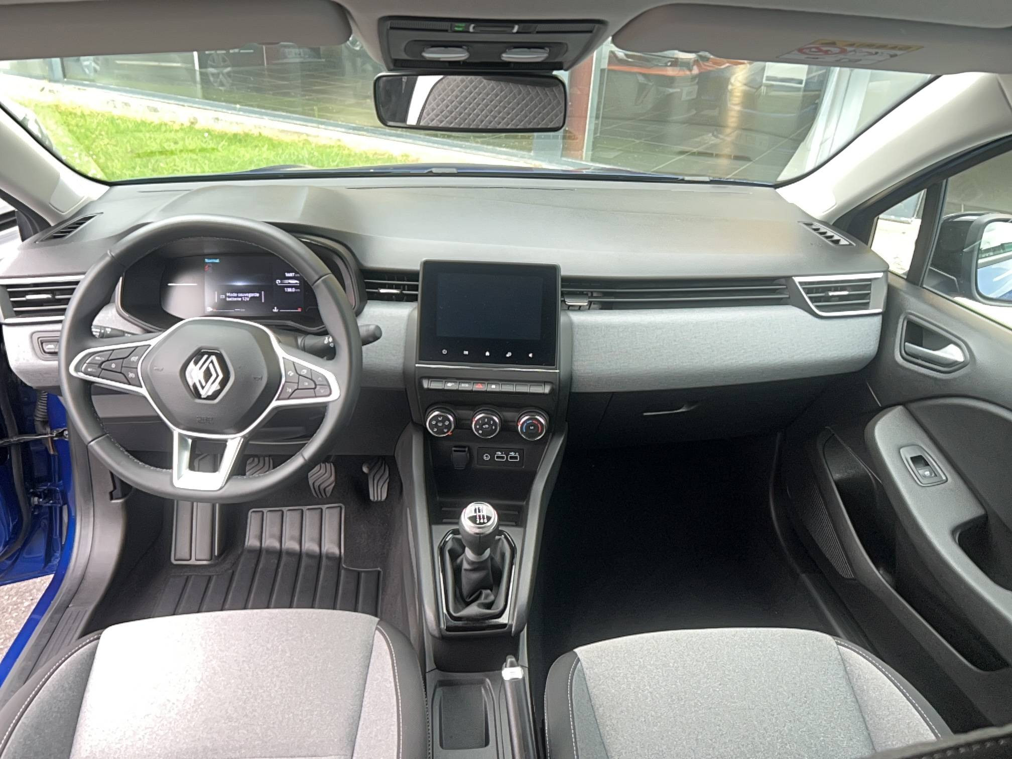 Vente en ligne Renault Clio 5 Clio TCe 90 au prix de 15 990 €