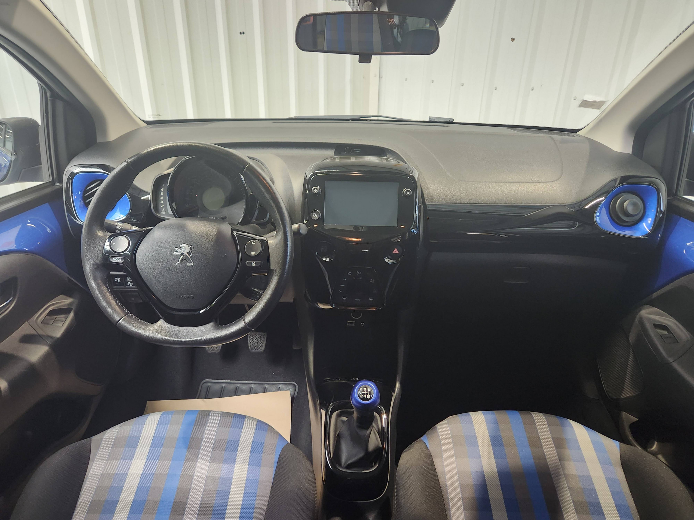 Vente en ligne Peugeot 108  VTi 72ch S&S BVM5 au prix de 11 890 €
