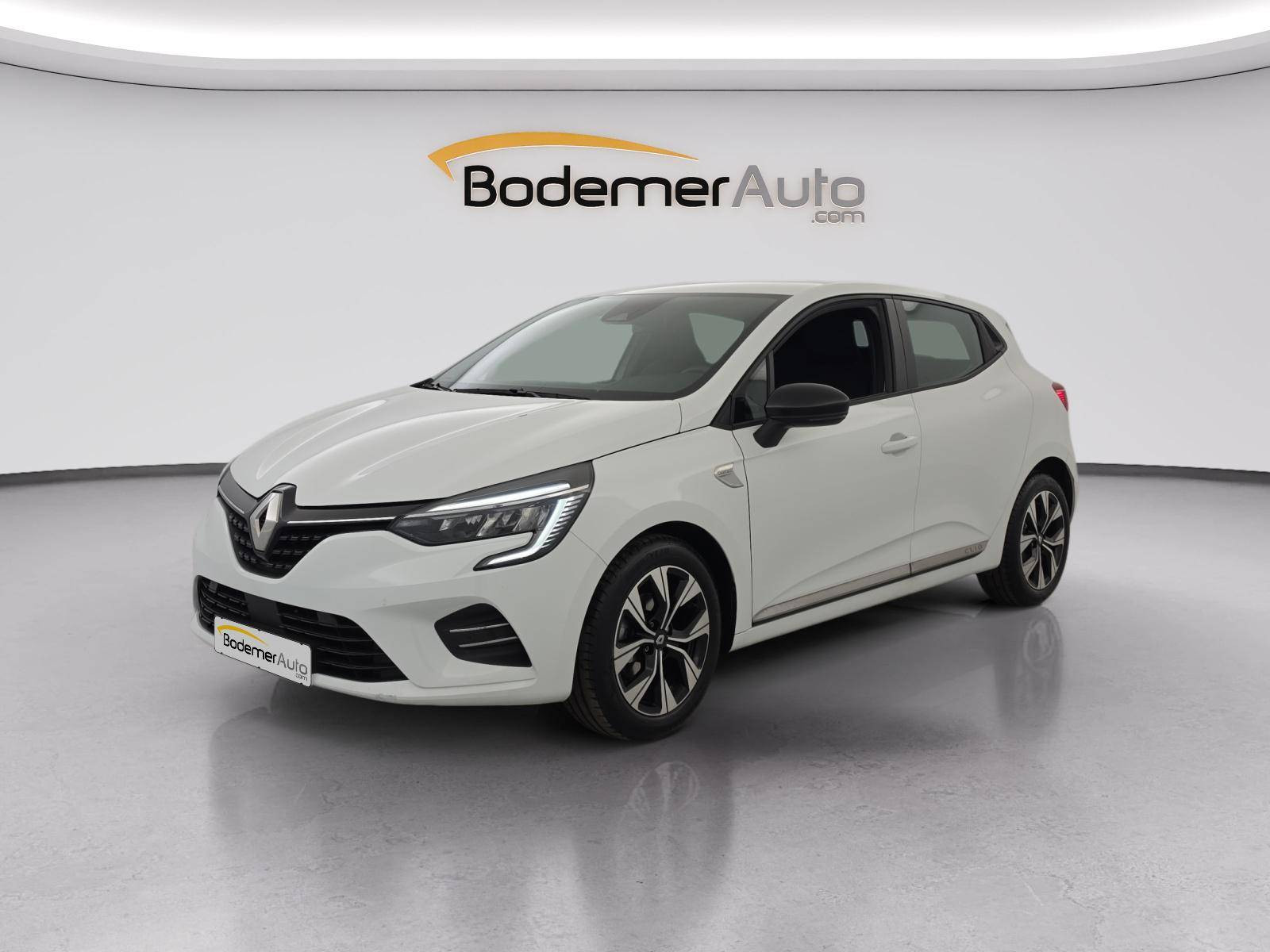 Renault Clio 5 Clio TCe 90 - 21N occasion de 2022 en vente à Auray