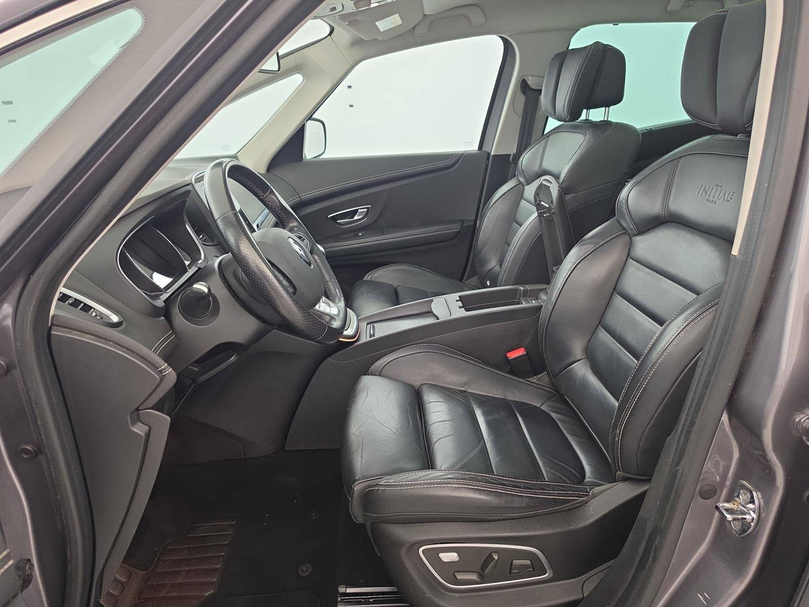 Vente en ligne Renault Scenic 4 Scenic dCi 160 Energy EDC au prix de 16 590 €
