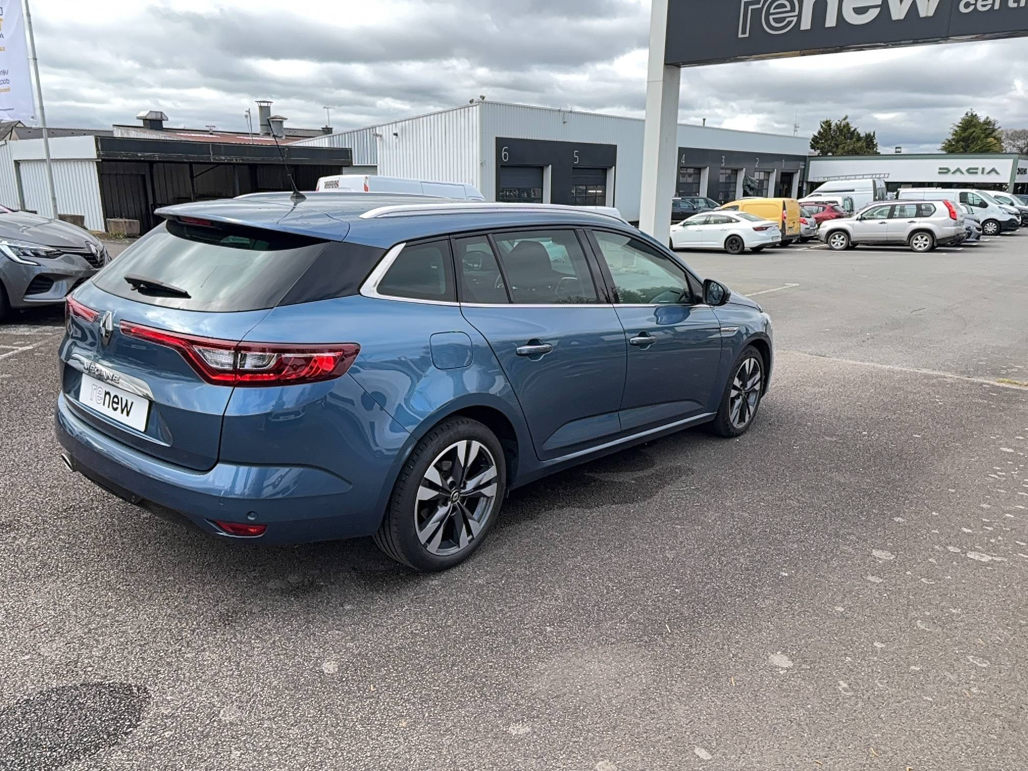 Vente en ligne Renault Megane 4 Estate Mégane IV Estate TCe 160 Energy EDC au prix de 14 990 €