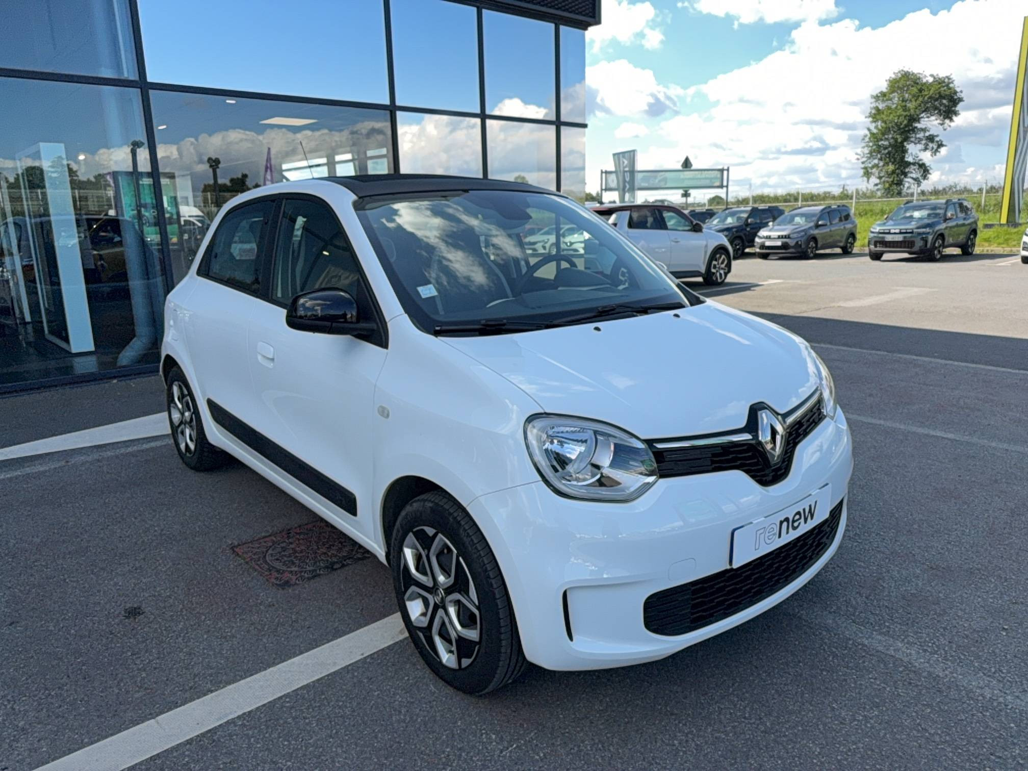 Vente en ligne Renault Twingo Electrique Twingo III E-Tech au prix de 11 990 €