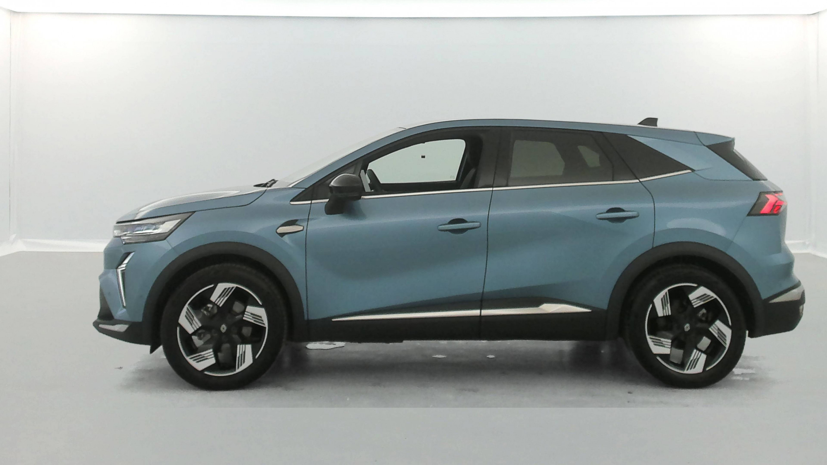 Vente en ligne Renault Symbioz  E-Tech full hybrid 145 au prix de 26 490 €