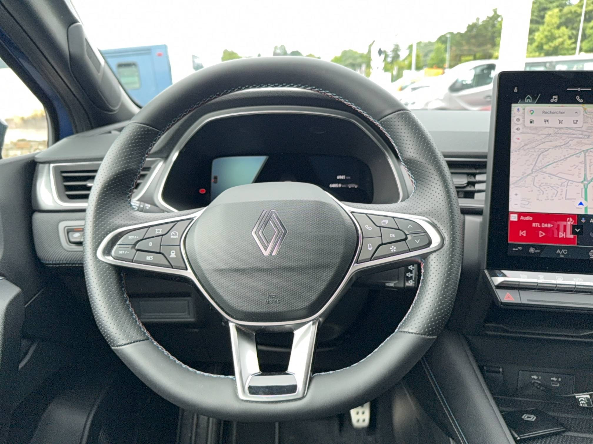 Vente en ligne Renault Symbioz  E-Tech full hybrid 160 ch au prix de 32 990 €