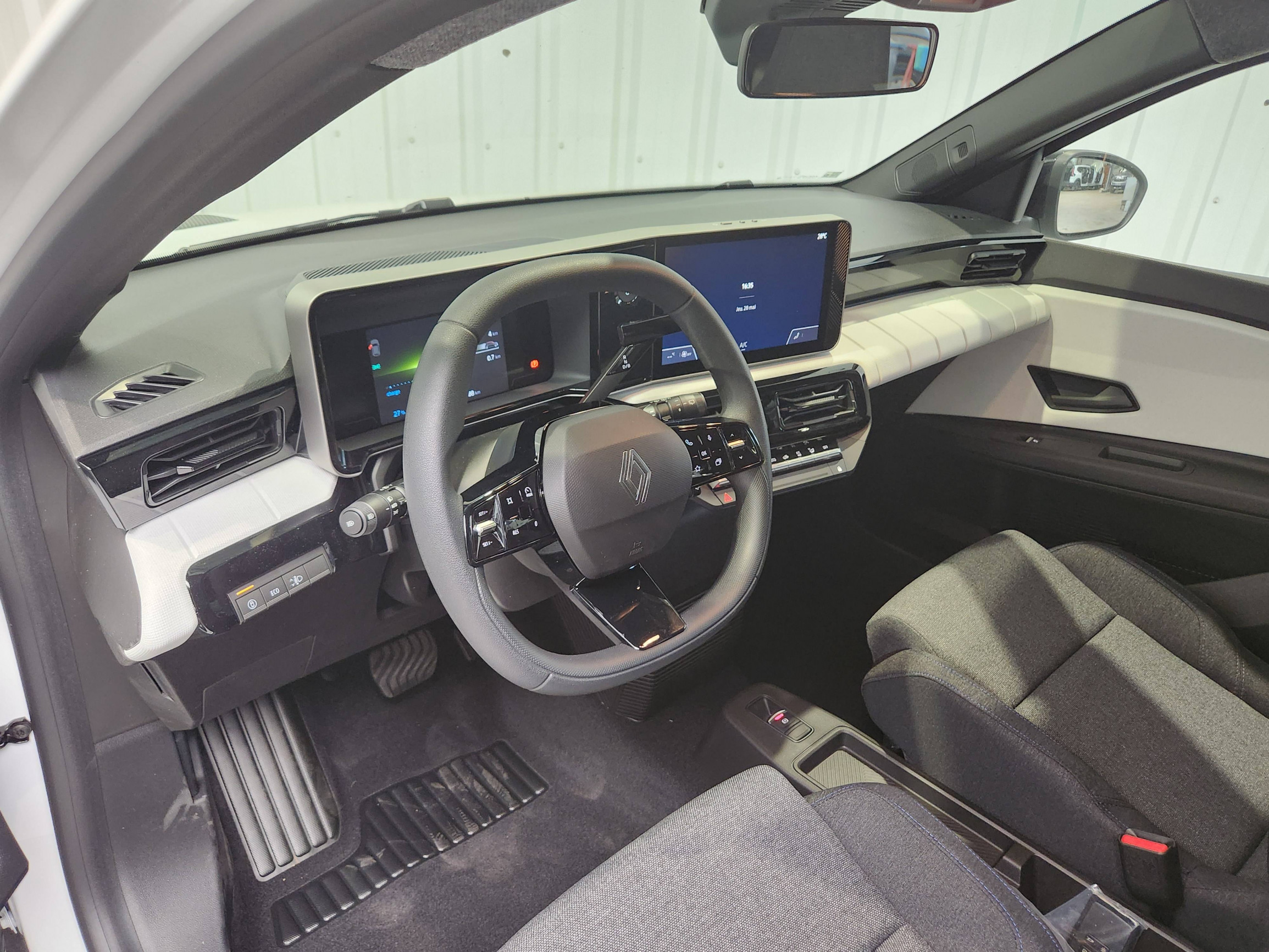 Vente en ligne Renault R5 E-Tech  120 ch autonomie urbaine au prix de 27 690 €
