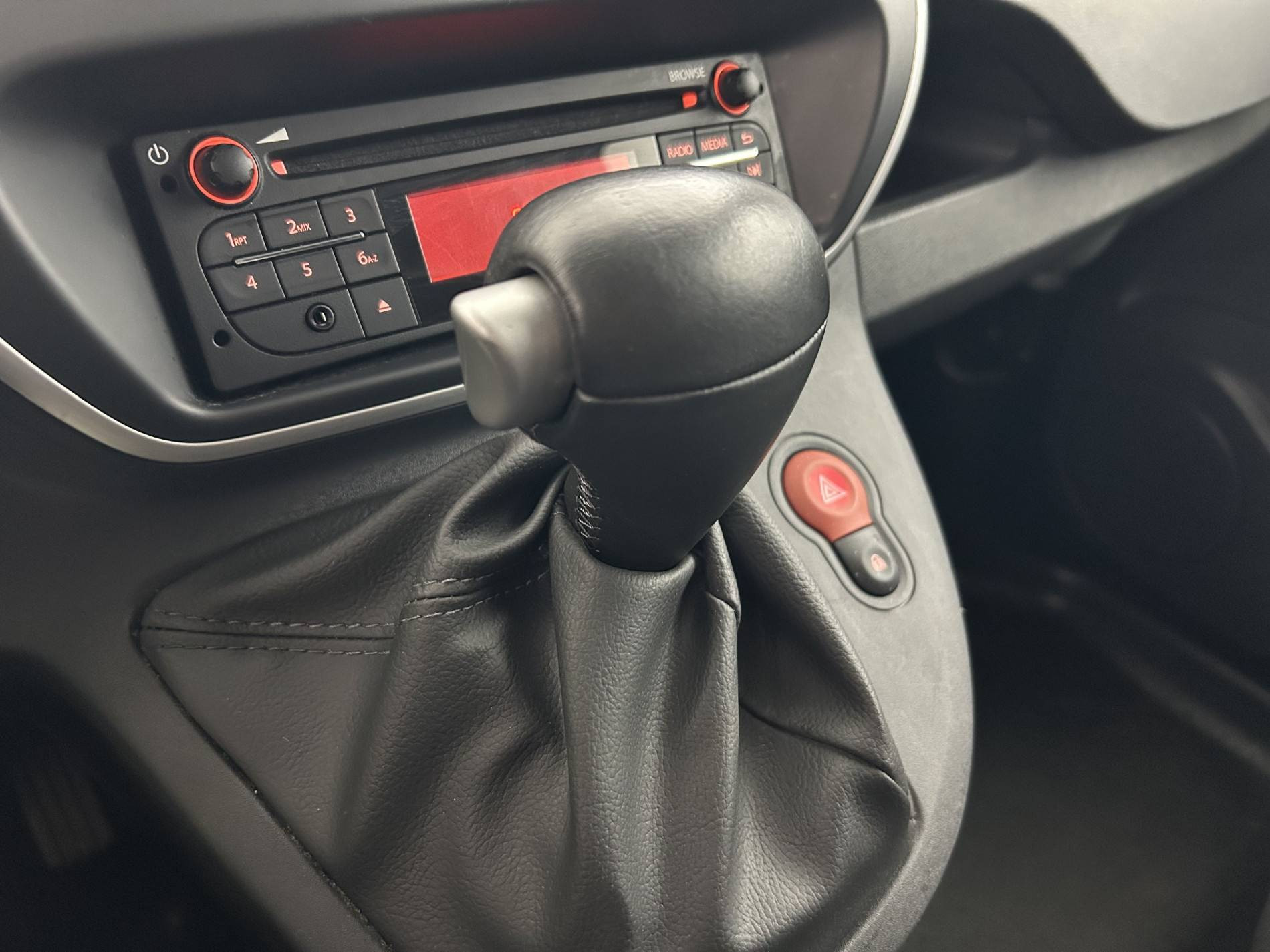 Vente en ligne Renault Kangoo Electrique  ACHAT INTEGRAL au prix de 10 990 €