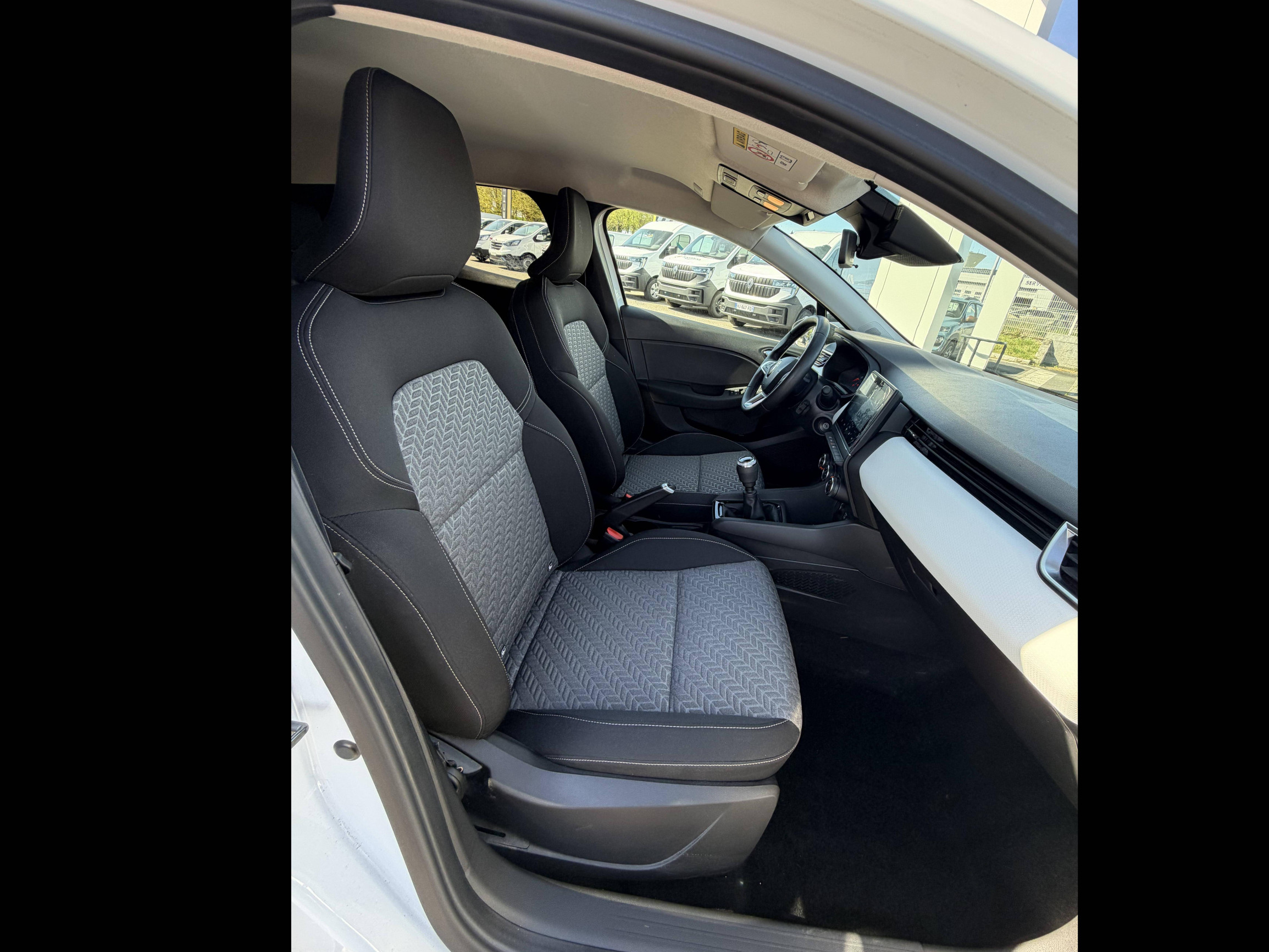 Vente en ligne Renault Clio 5 Clio TCe 100 GPL au prix de 14 190 €