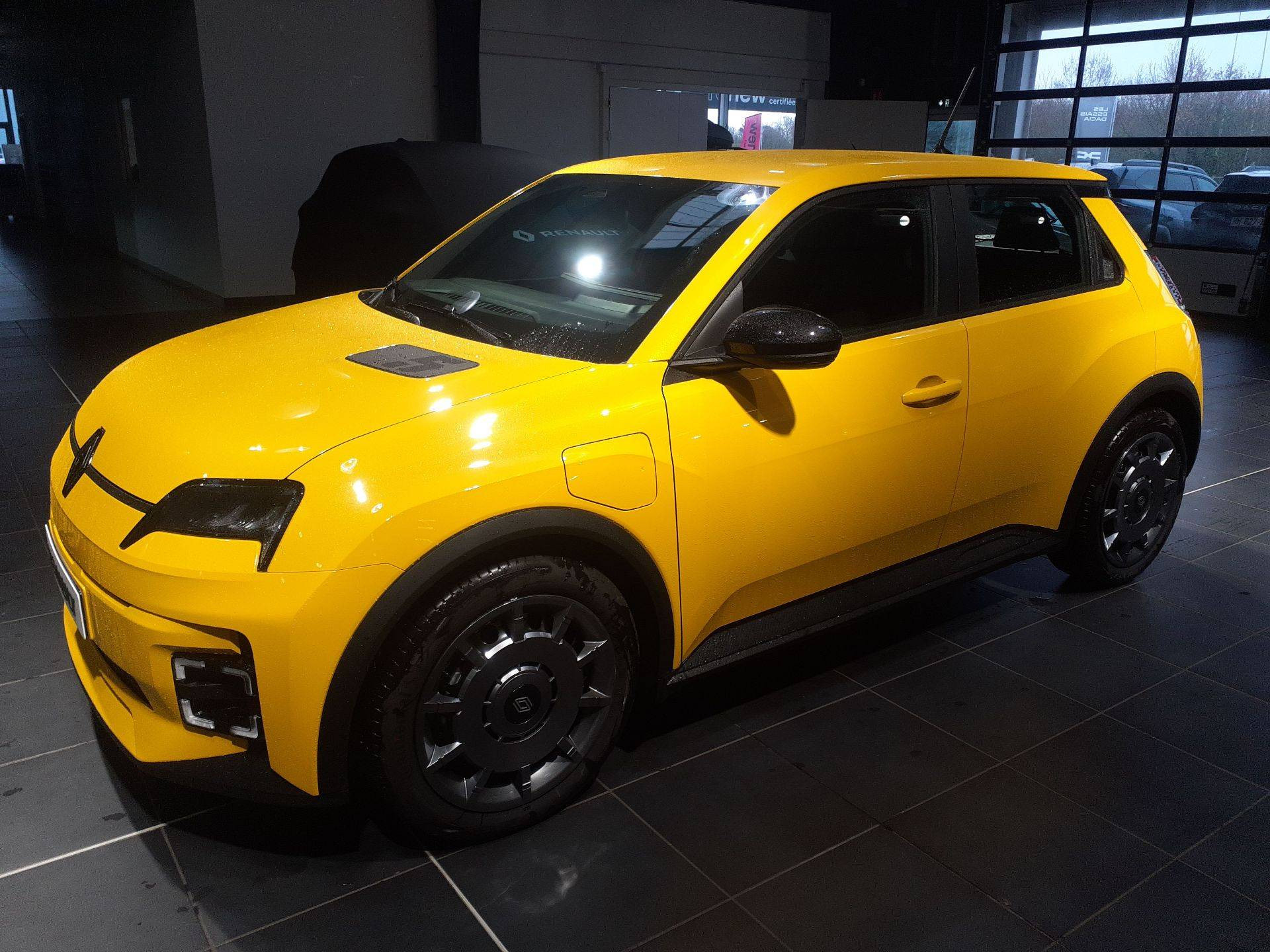 Renault R5 E-Tech  120 ch autonomie urbaine occasion de 2026 en vente à Quimper