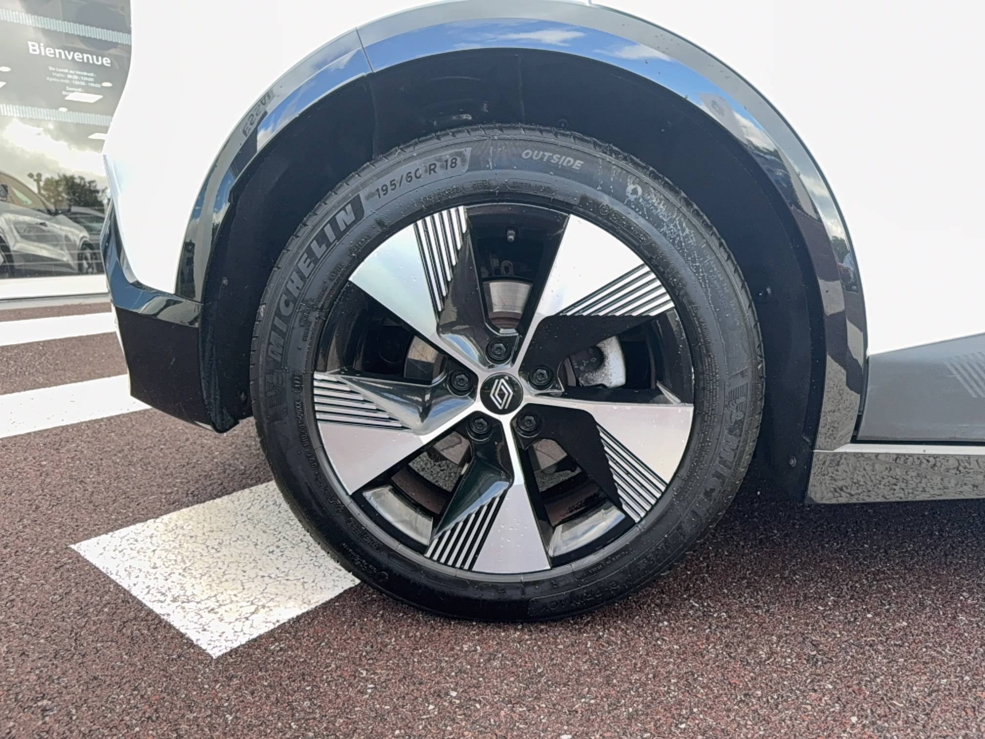 Vente en ligne Renault Megane E-Tech  EV60 220 ch super charge au prix de 24 790 €
