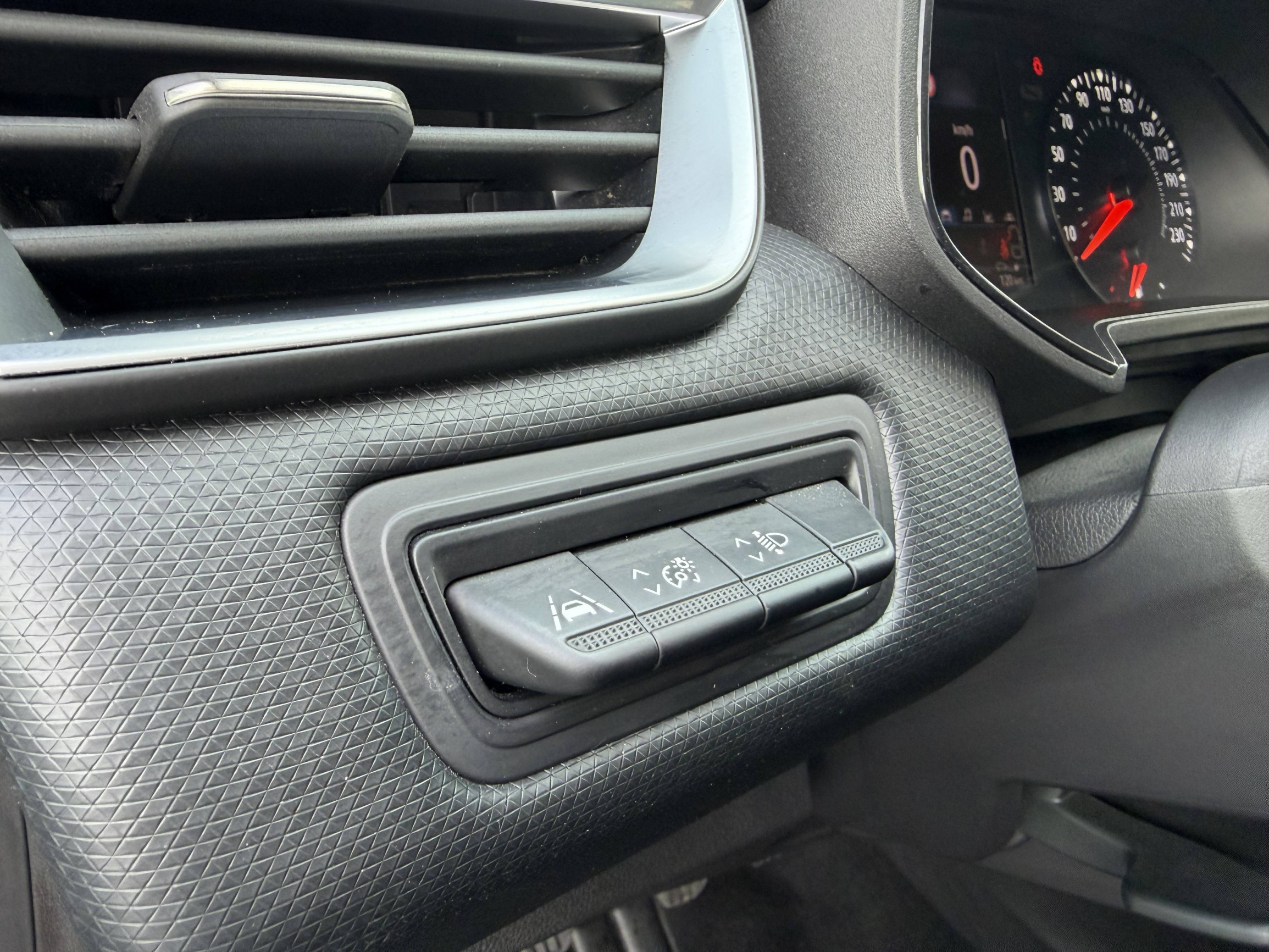 Vente en ligne Renault Clio 5 Clio TCe 90 au prix de 14 990 €
