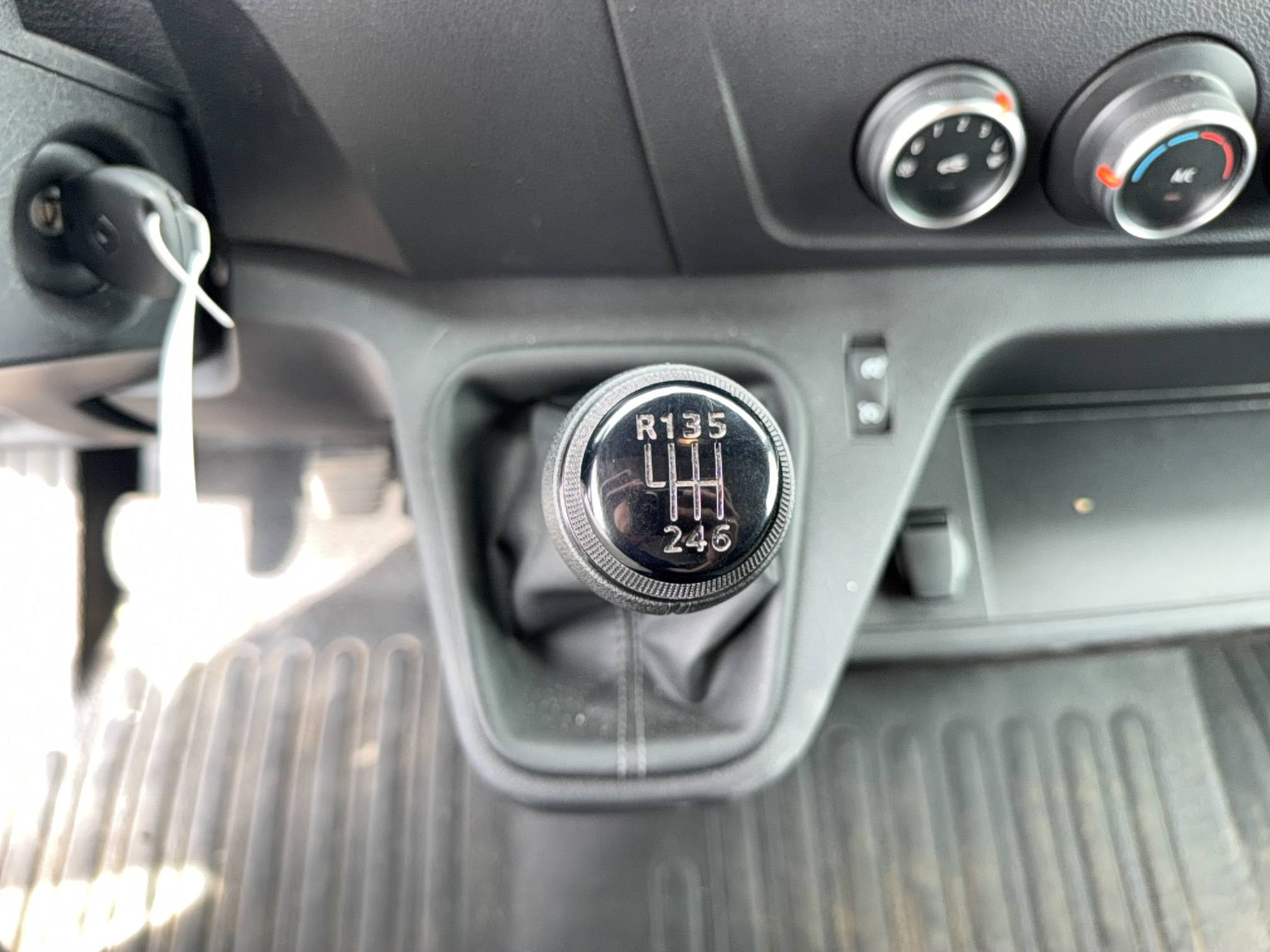 Vente en ligne Renault Master Fourgon MASTER FGN TRAC F3500 L3H3 BLUE DCI 135 au prix de 23 990 €