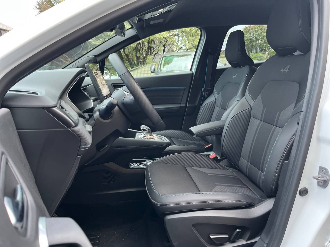Vente en ligne Renault Symbioz  E-Tech full hybrid 145 au prix de 29 490 €