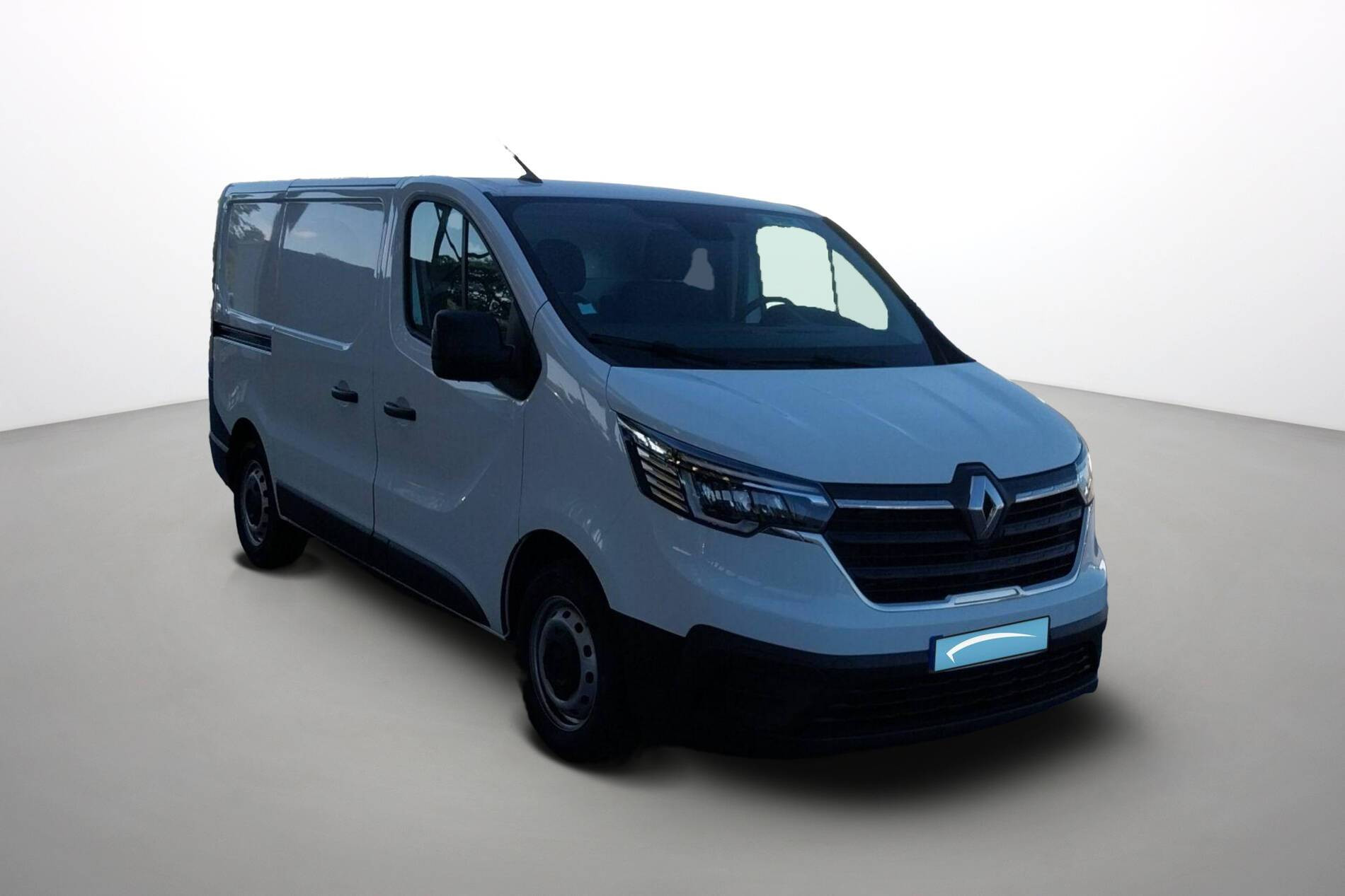 Vente en ligne Renault Trafic 3 Fourgon TRAFIC FG BLUE DCI 130 L1H1 3T GSR2 au prix de 22 790 €