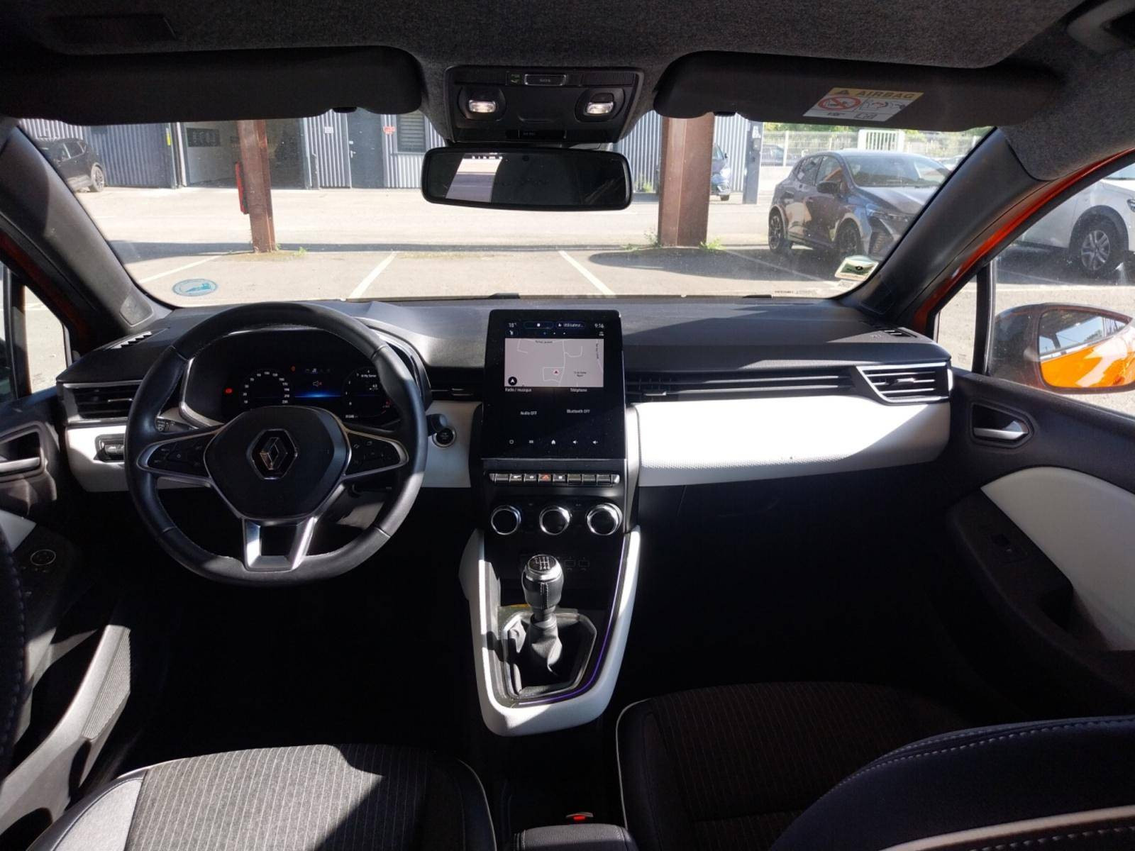 Vente en ligne Renault Clio 5 Clio TCe 90 au prix de 15 290 €