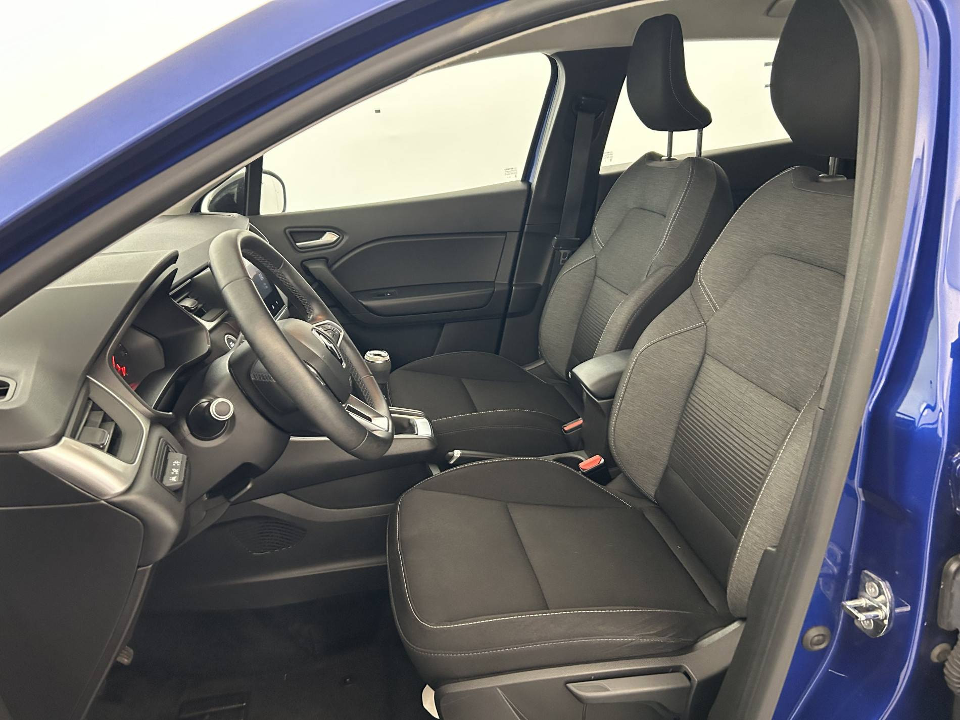 Vente en ligne Renault Captur  Blue dCi 95 au prix de 14 990 €