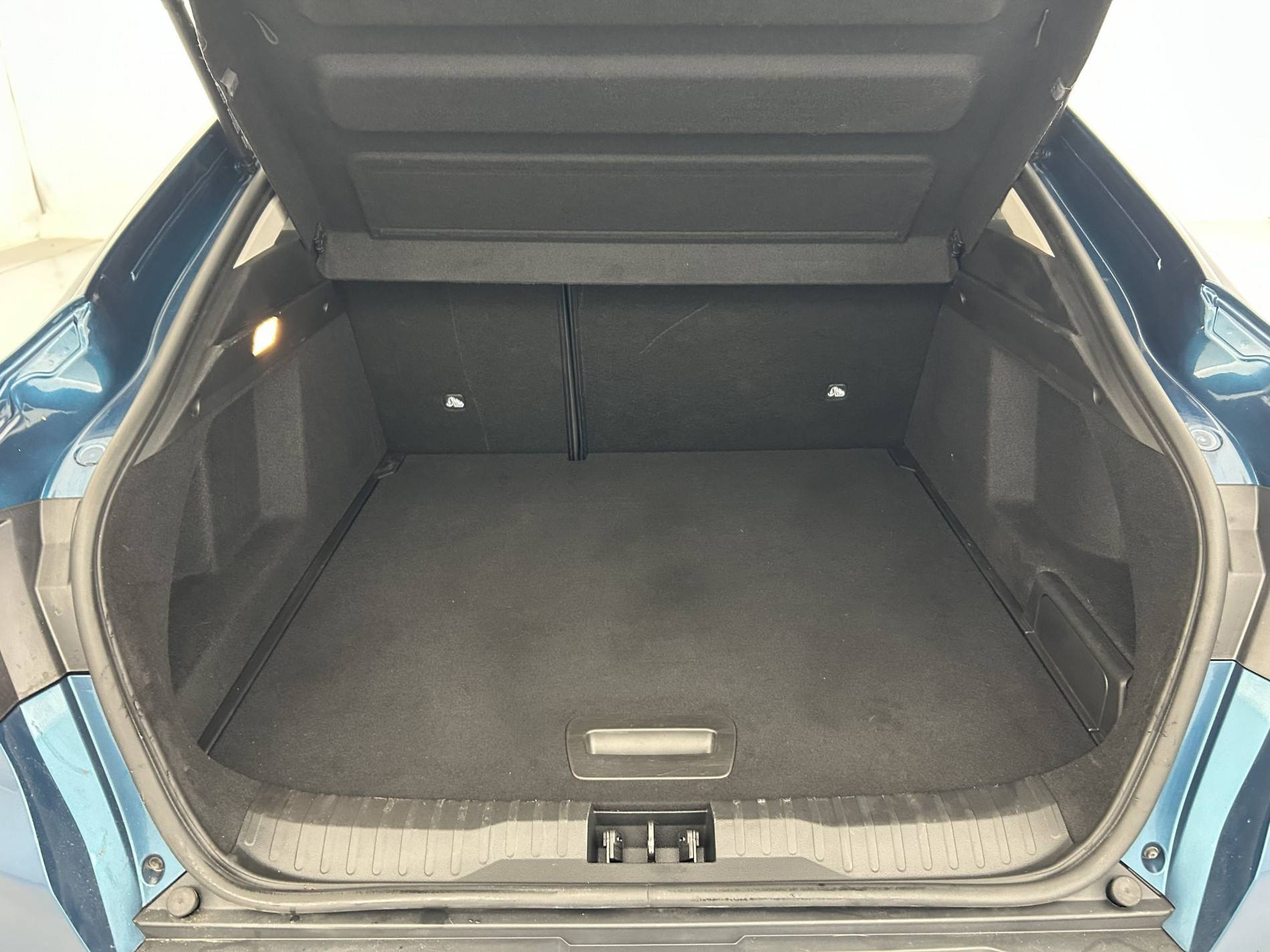 Vente en ligne Renault Arkana  E-Tech hybride 145 - 22 au prix de 18 790 €