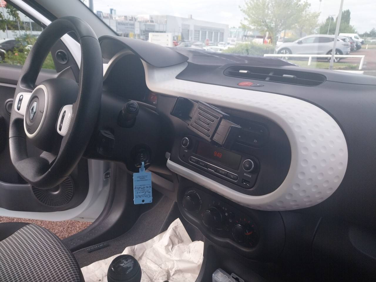 Vente en ligne Renault Twingo 3  SCe 65 - 20 au prix de 9 790 €