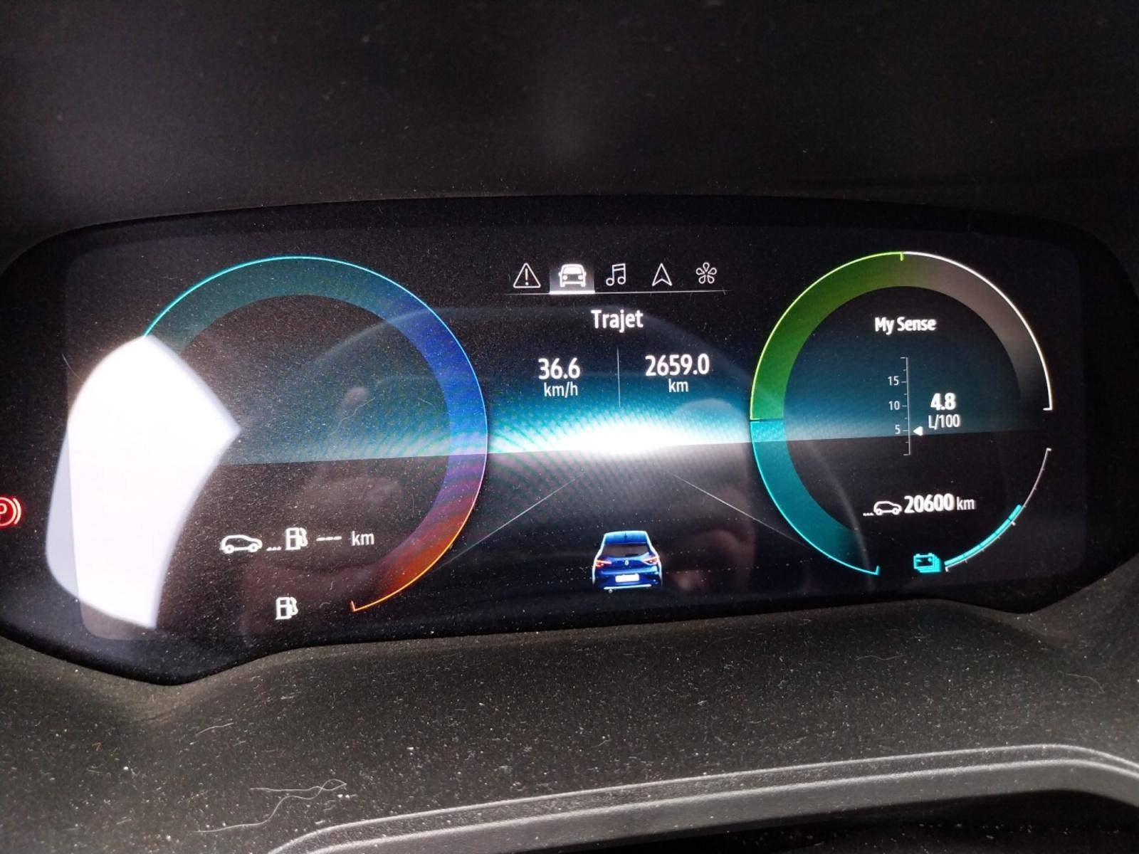 Vente en ligne Renault Clio 5 Clio E-Tech full hybrid 145 au prix de 21 500 €