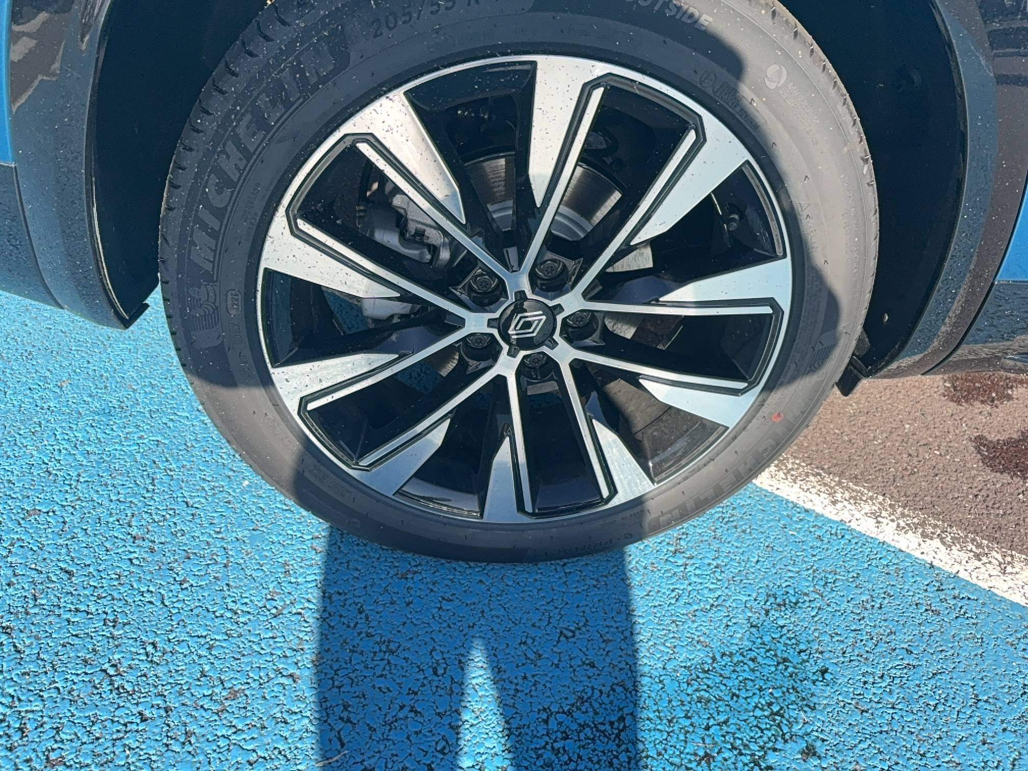 Vente en ligne Renault Austral  full hybrid E-Tech 200 ch au prix de 40 590 €