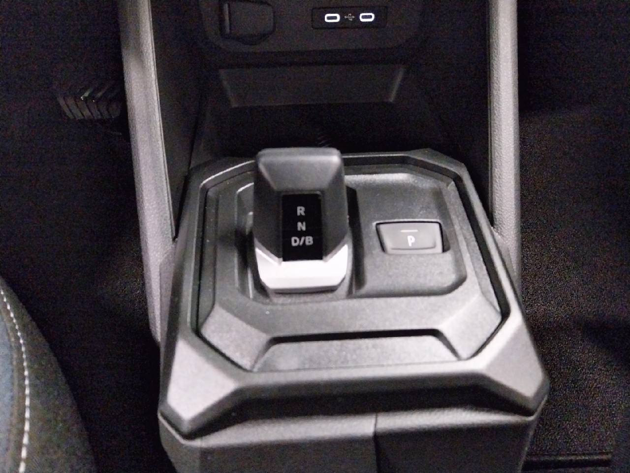 Vente en ligne Dacia Duster  Hybrid 155 au prix de 28 500 €
