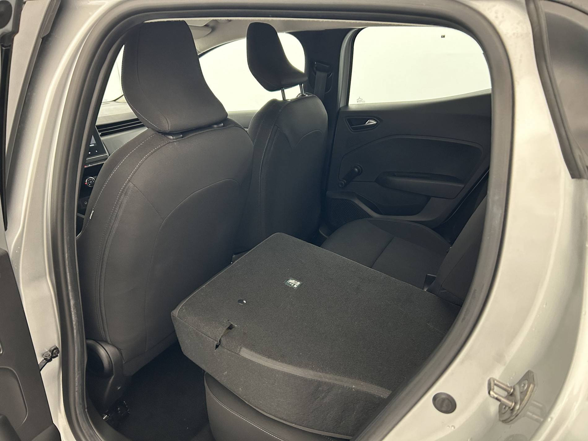 Vente en ligne Renault Clio 5 Clio TCe 90 au prix de 13 990 €