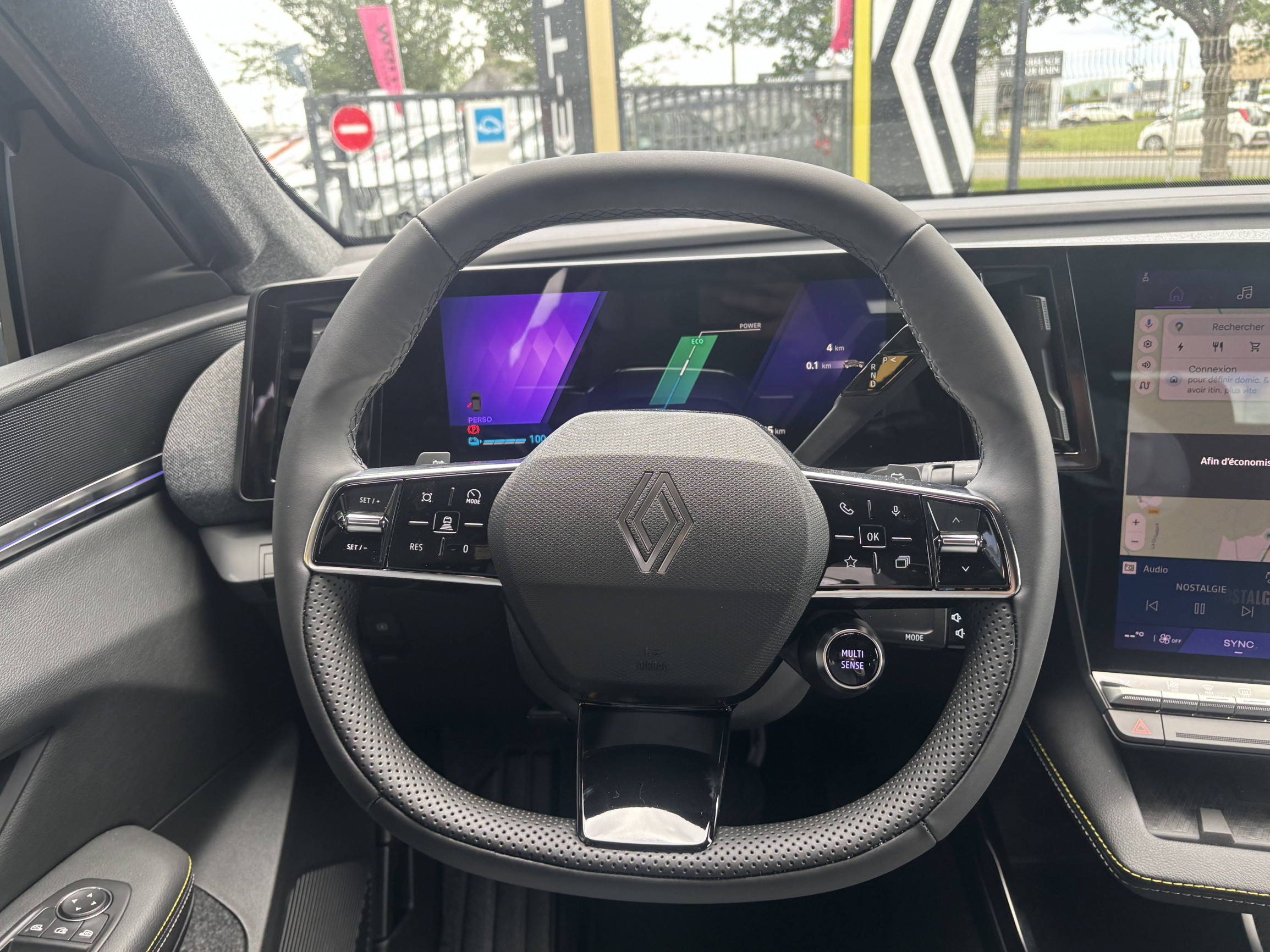 Vente en ligne Renault Scenic E-Tech Scenic E-Tech électrique 220 ch grande autonomie au prix de 48 890 €