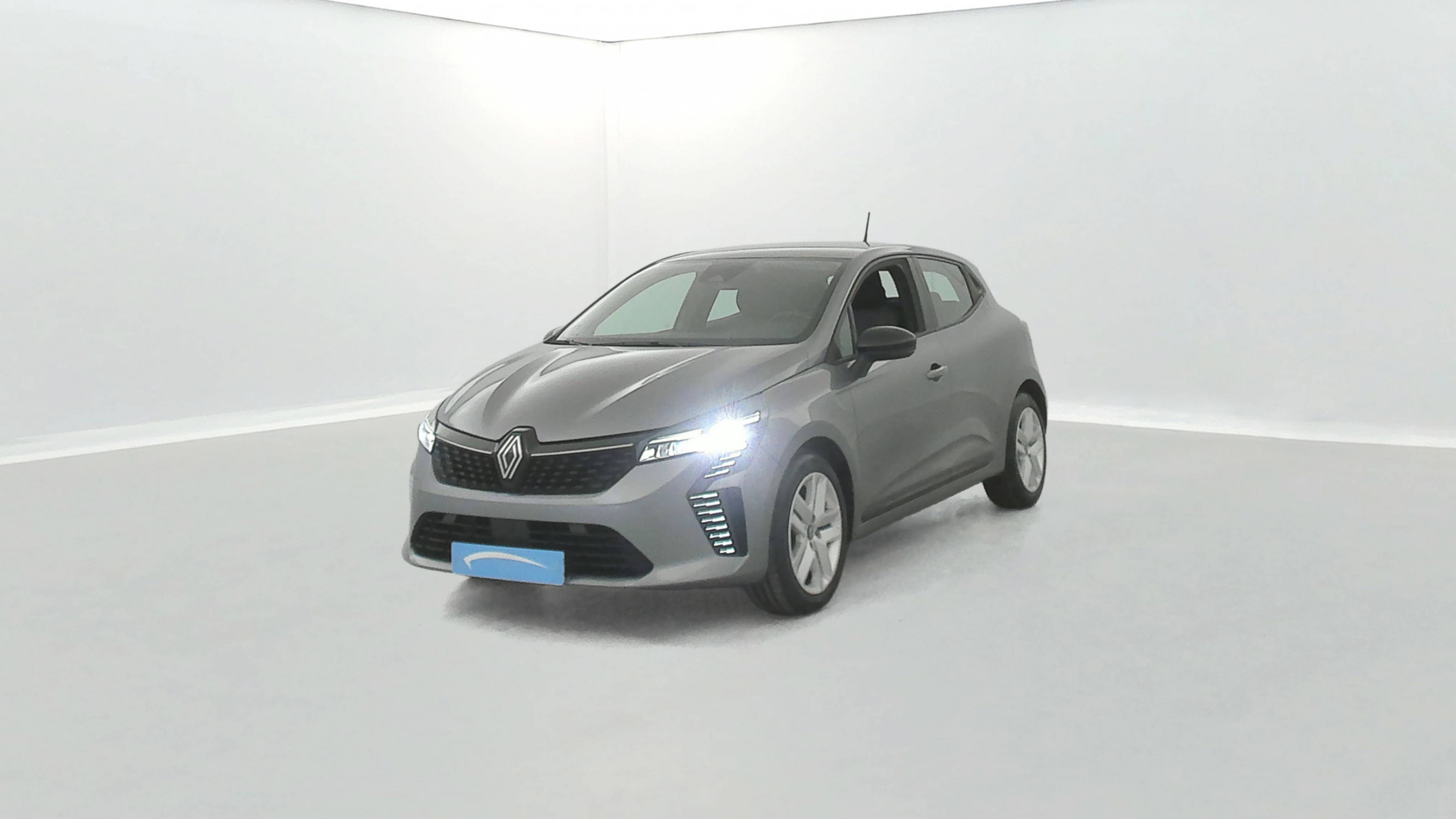 Renault Clio 5 Clio TCe 90 occasion de 2024 en vente à Saint-Lô