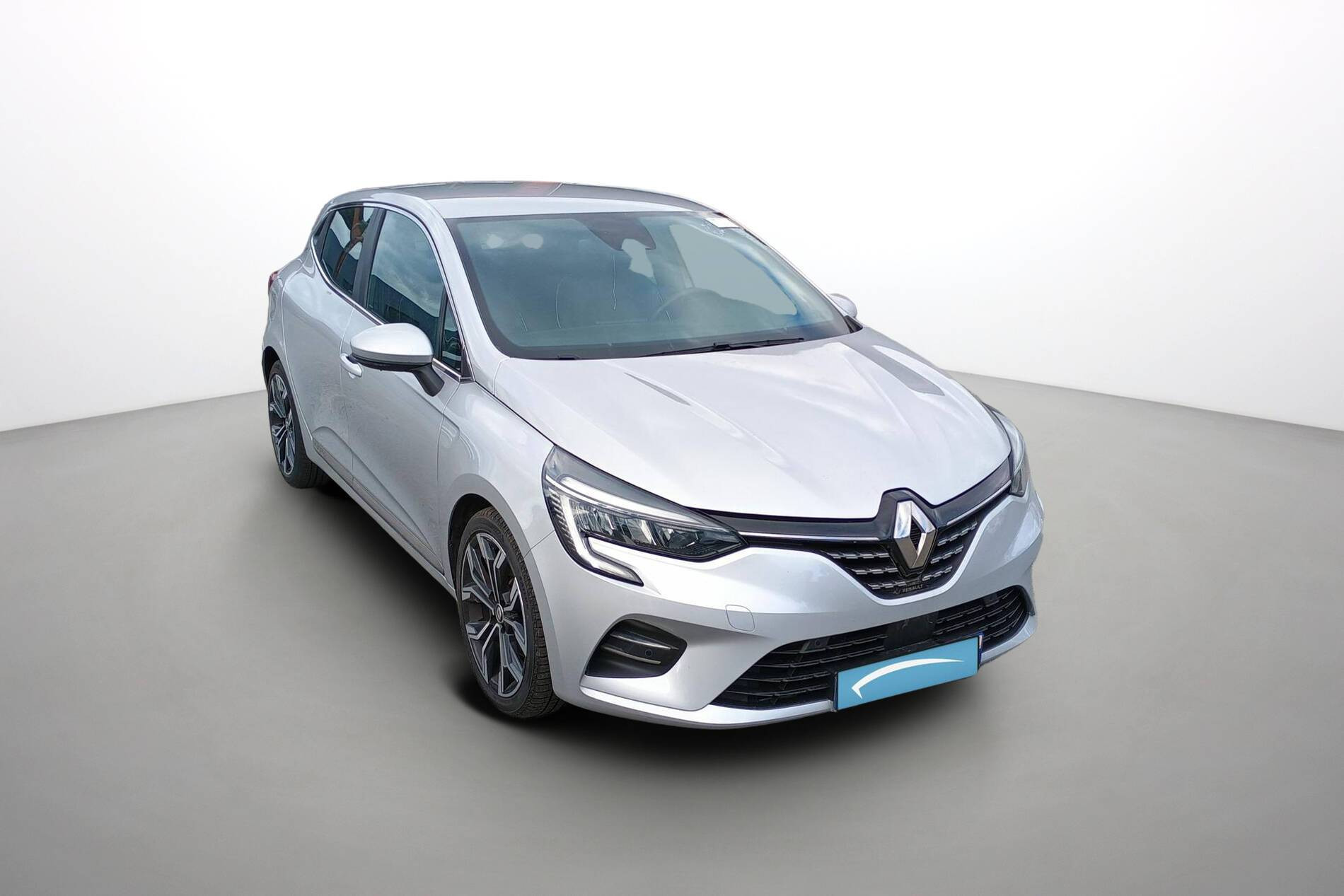 Vente en ligne Renault Clio 5 Clio TCe 140 - 21N au prix de 15 990 €