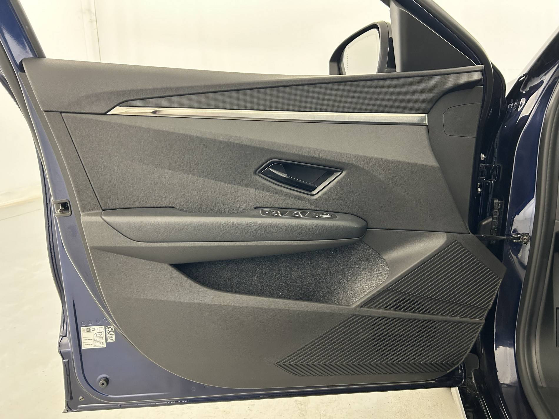 Vente en ligne Renault Megane E-Tech  EV60 220 ch super charge au prix de 20 490 €