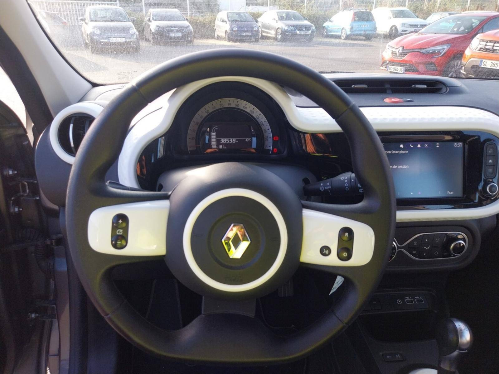 Vente en ligne Renault Twingo Electrique Twingo III E-Tech au prix de 12 990 €