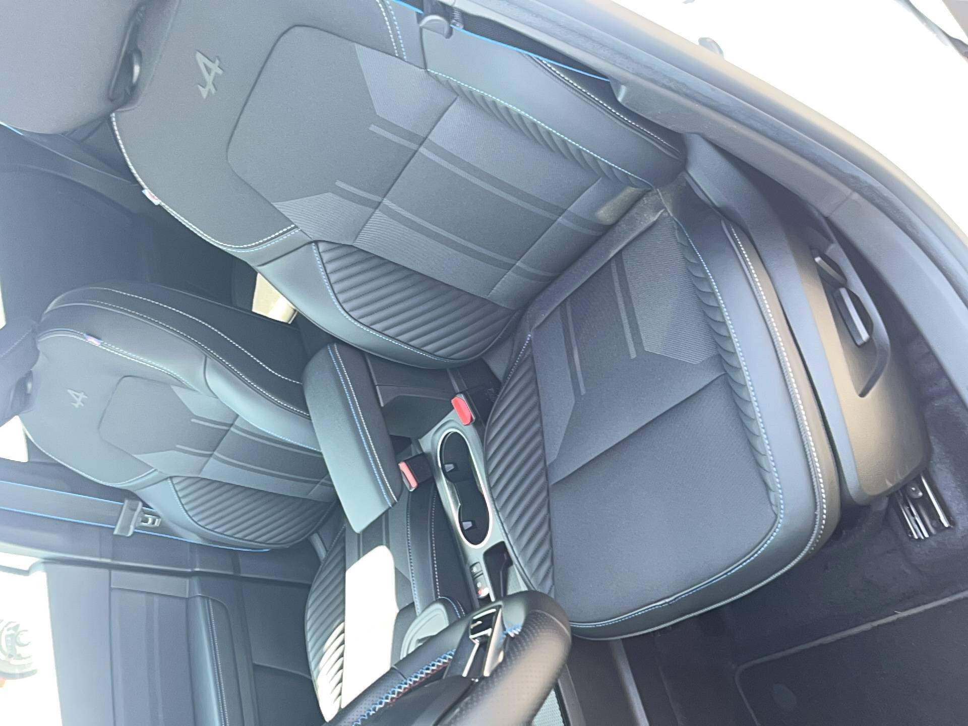 Vente en ligne Renault Symbioz  E-Tech full hybrid 160 ch au prix de 38 490 €