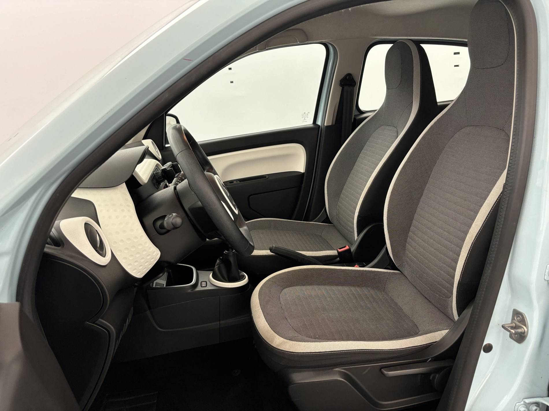Vente en ligne Renault Twingo 3  SCe 75 - 20 au prix de 10 990 €