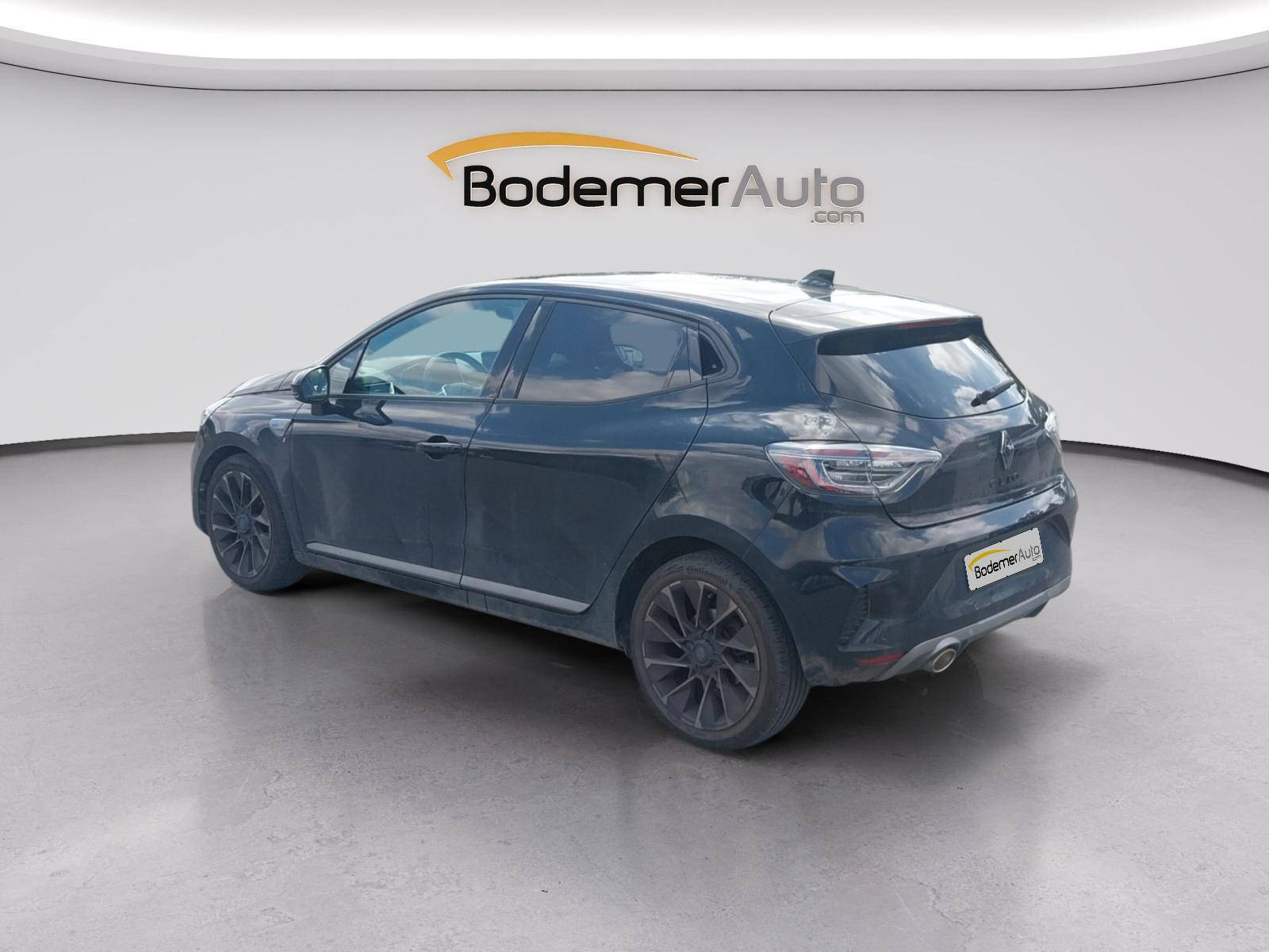Vente en ligne Renault Clio 5 Clio TCe 90 au prix de 17 490 €