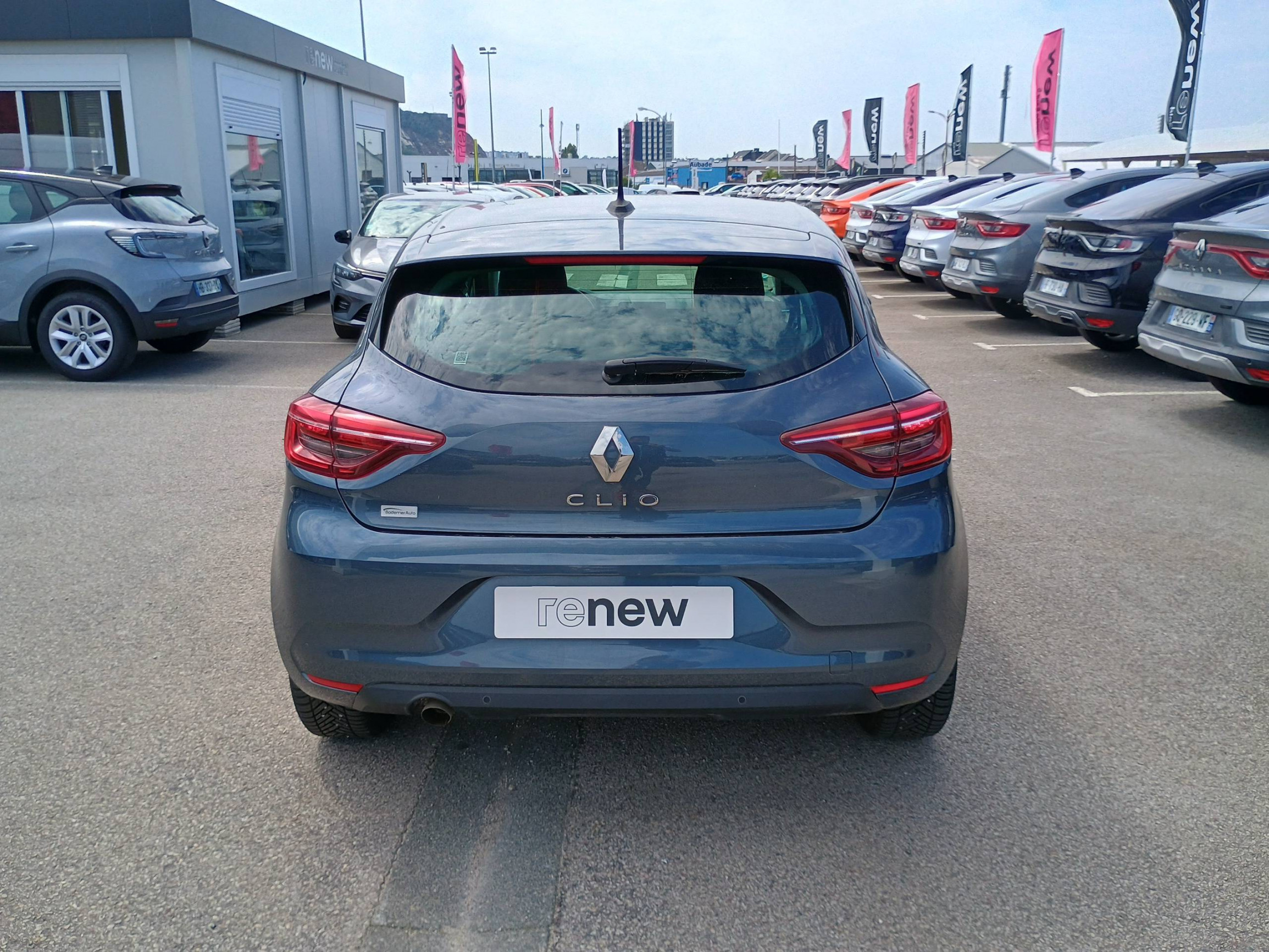 Vente en ligne Renault Clio 5 Clio TCe 100 GPL - 21 au prix de 10 690 €