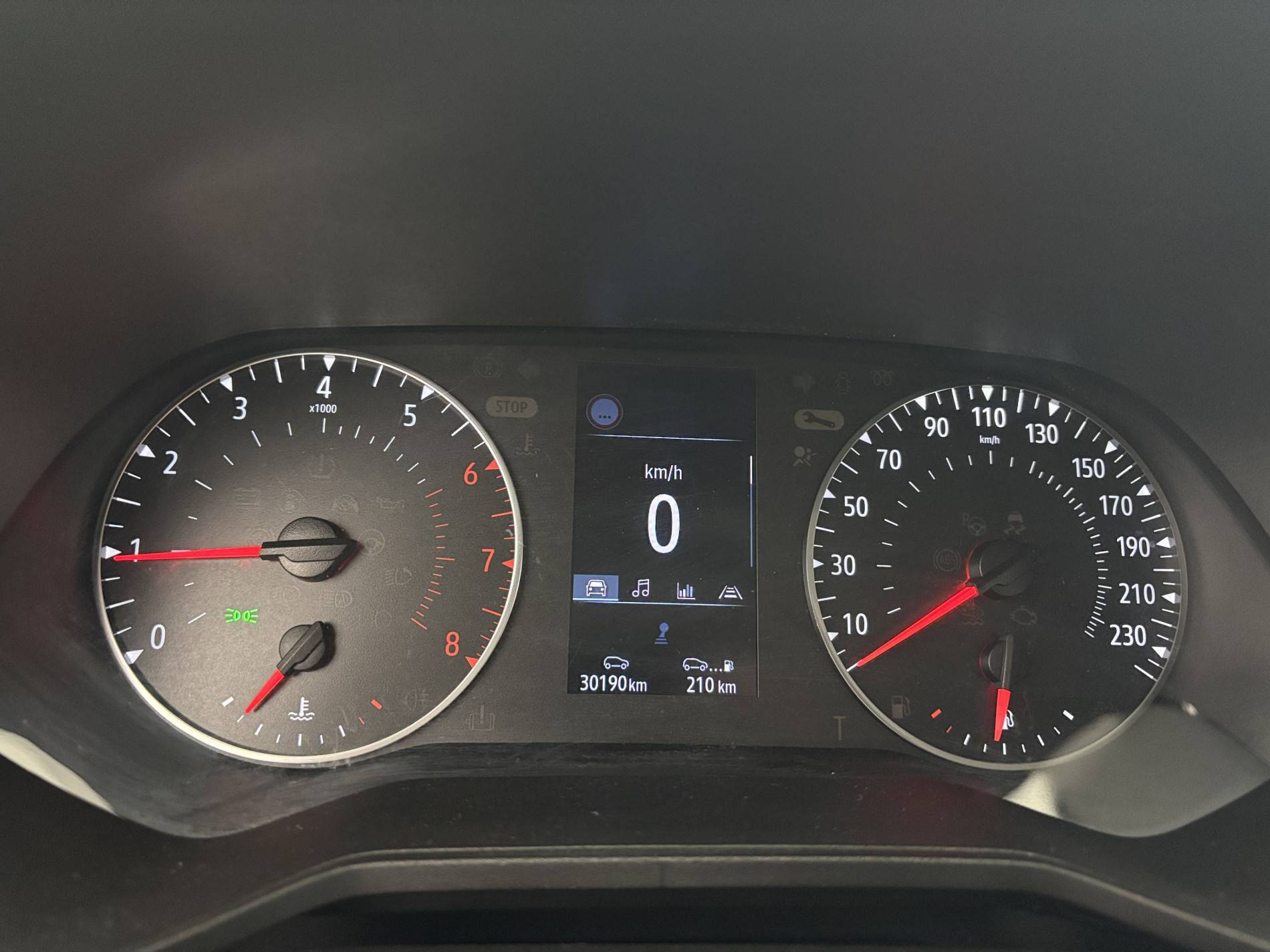 Vente en ligne Renault Clio 5 Clio TCe 90 au prix de 13 791 €