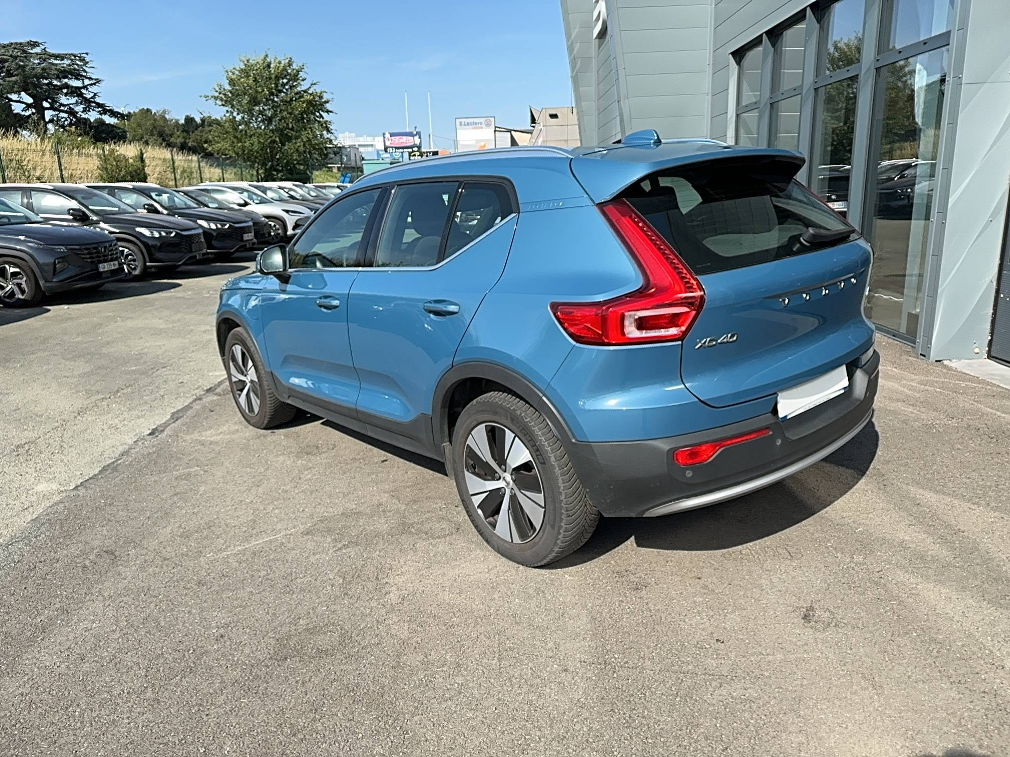 Vente en ligne Volvo XC40  T4 Recharge 129+82 ch DCT7 au prix de 26 460 €