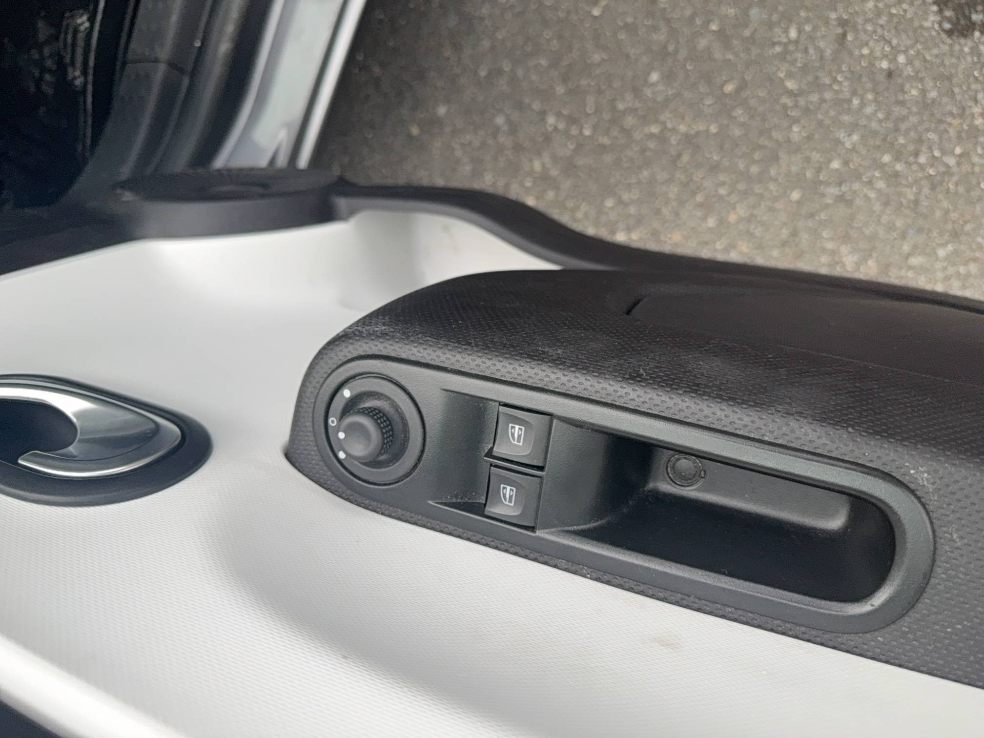 Vente en ligne Renault Twingo Electrique Twingo III E-Tech au prix de 12 490 €