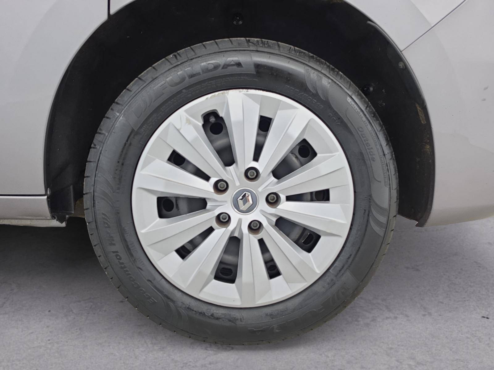 Vente en ligne Renault Kangoo  Blue dCi 95 au prix de 17 491 €