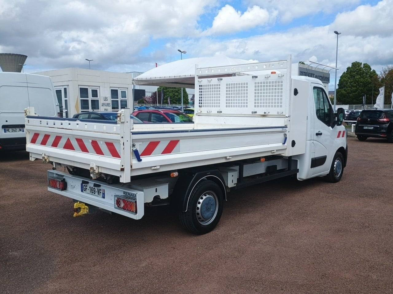 Vente en ligne Renault Master 3 Châssis Cabine MASTER CC TRAC F3500 L3 BLUE DCI 145 EURO VI au prix de 29 990 €