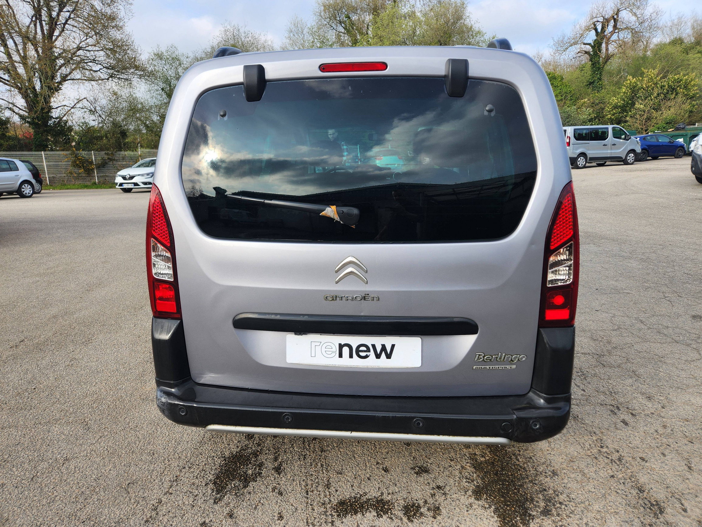 Vente en ligne Citroën Berlingo  BlueHDi 100 S&S ETG6 au prix de 14 999 €