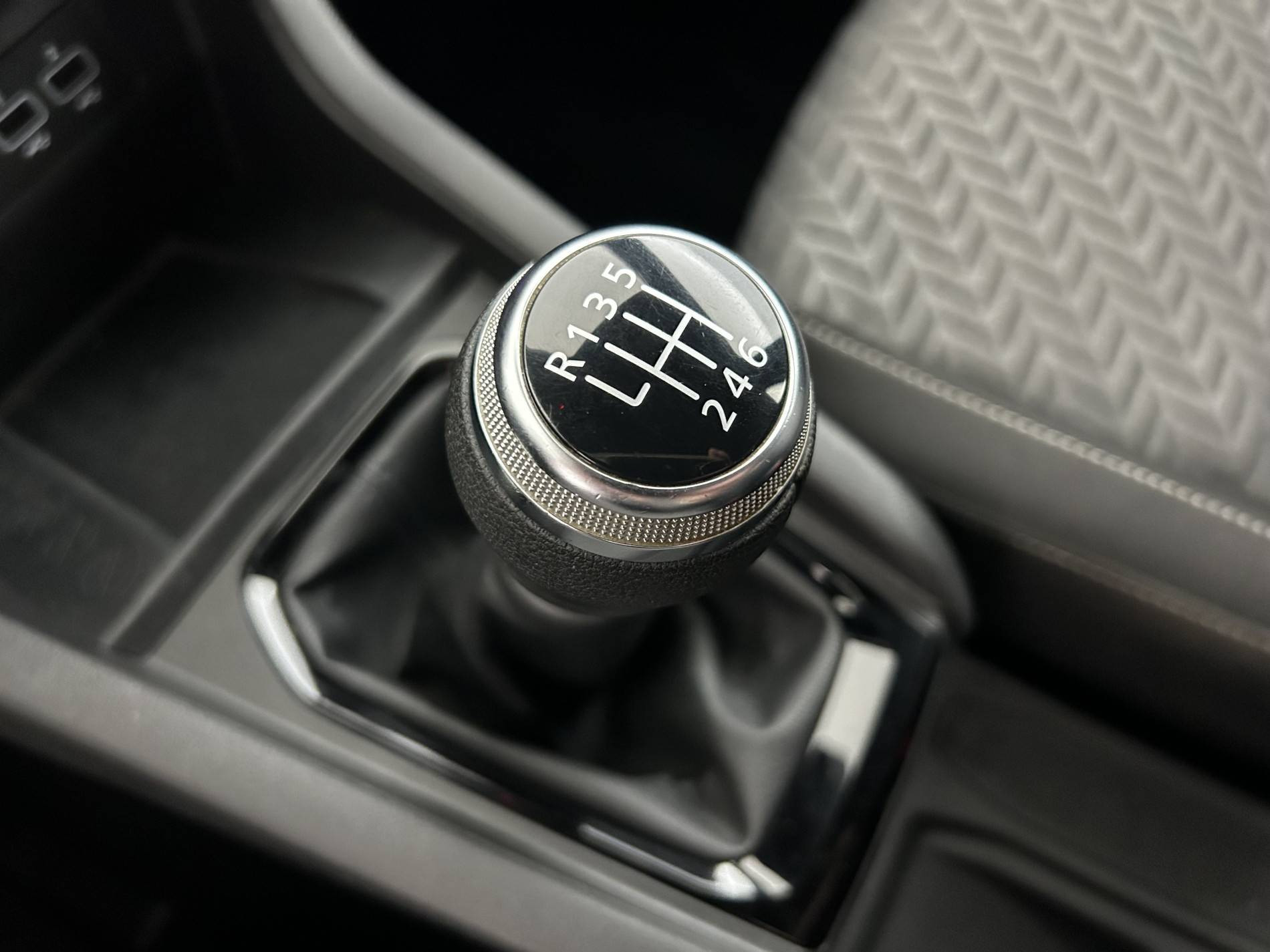 Vente en ligne Renault Clio 5 Clio TCe 90 - 21N au prix de 13 490 €