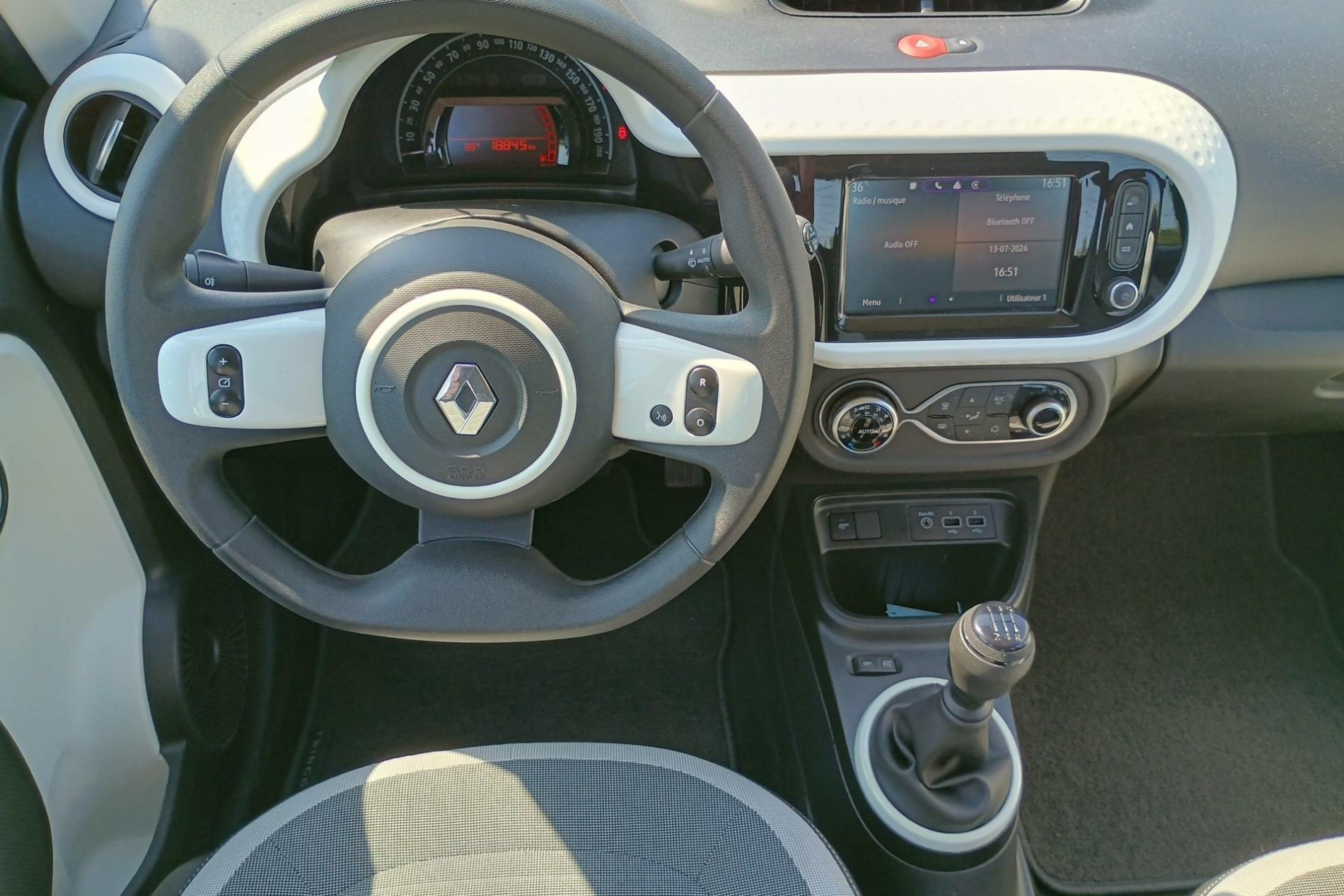 Vente en ligne Renault Twingo 3  SCe 65 au prix de 12 790 €