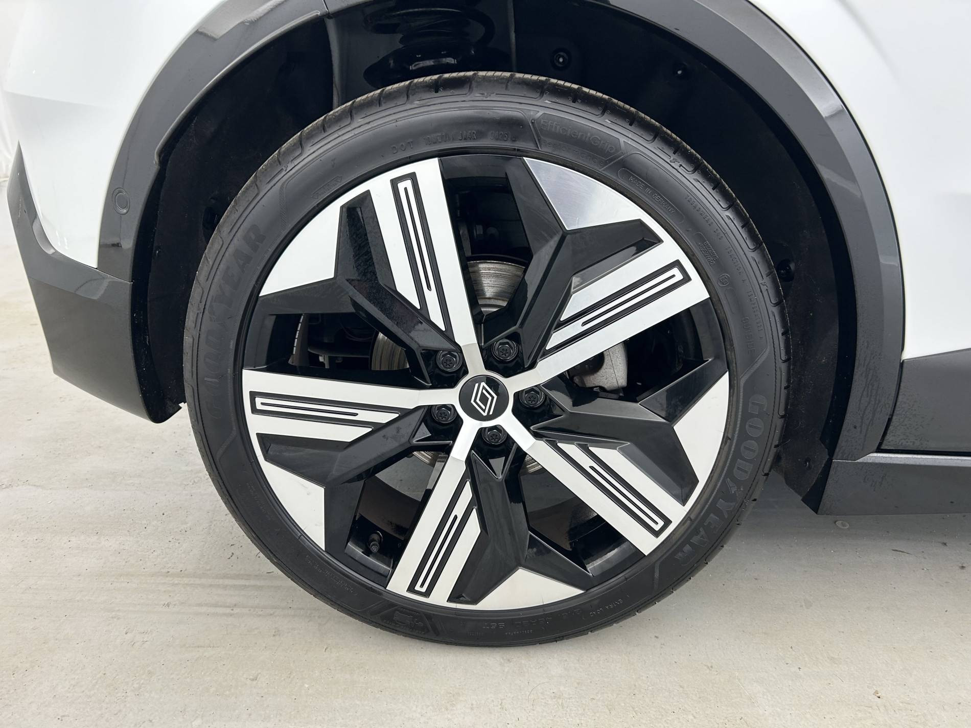 Vente en ligne Renault Megane E-Tech  220 ch autonomie confort GSR2 au prix de 32 791 €