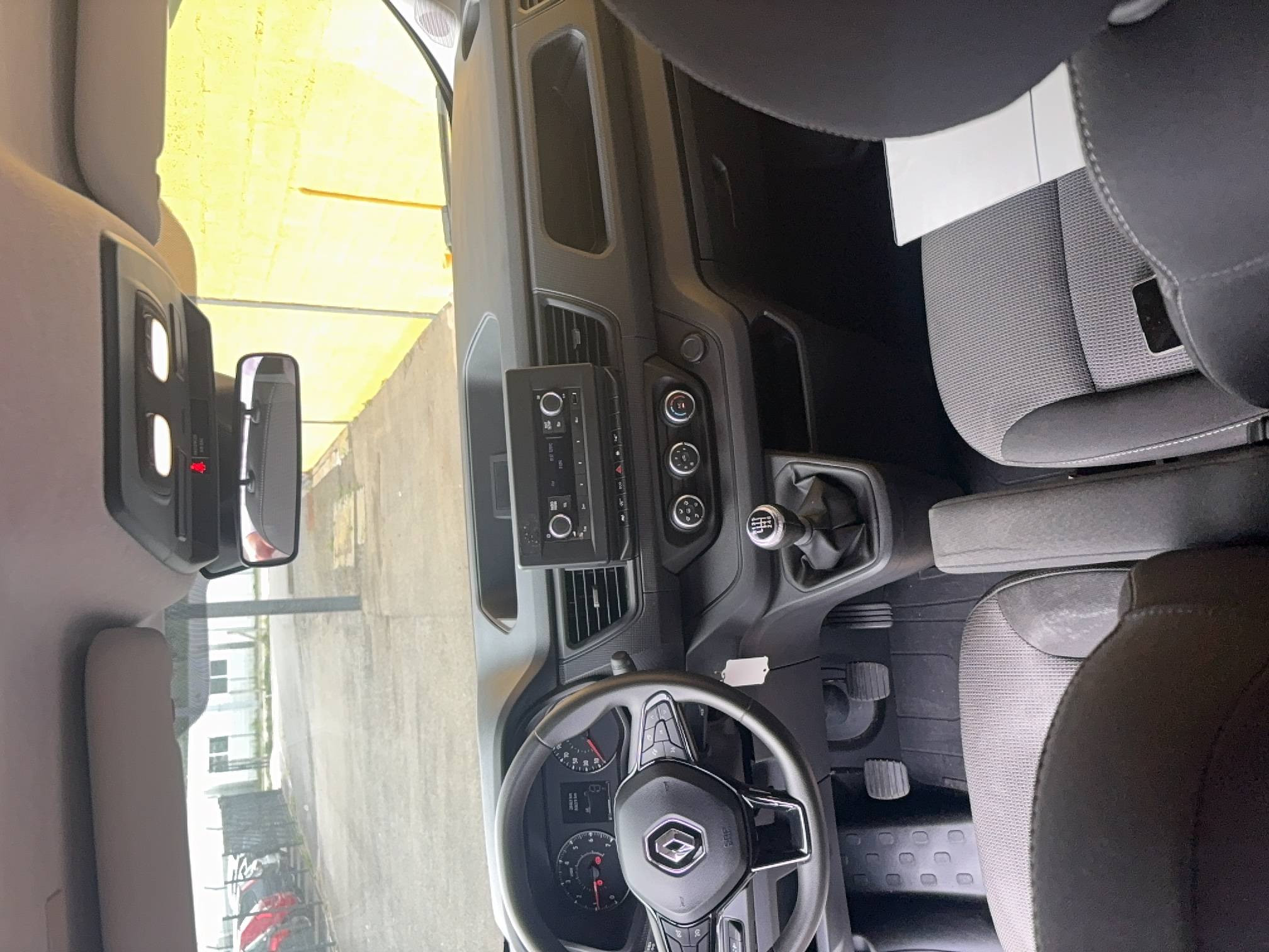 Vente en ligne Renault Trafic  combi L2 dCi 150 Energy S&S au prix de 31 490 €