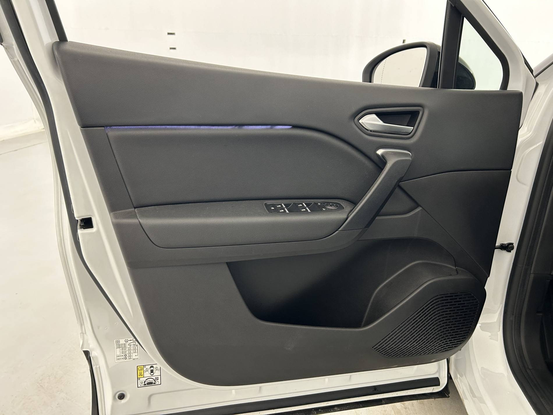 Vente en ligne Renault Captur  mild hybrid 160 EDC au prix de 19 990 €