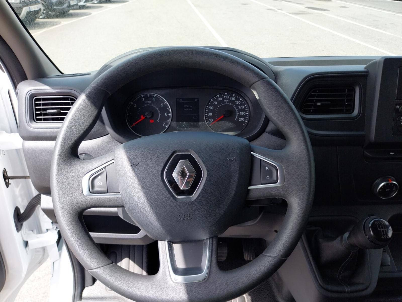 Vente en ligne Renault Master Fourgon MASTER FGN TRAC F3500 L3H3 BLUE DCI 135 au prix de 24 490 €